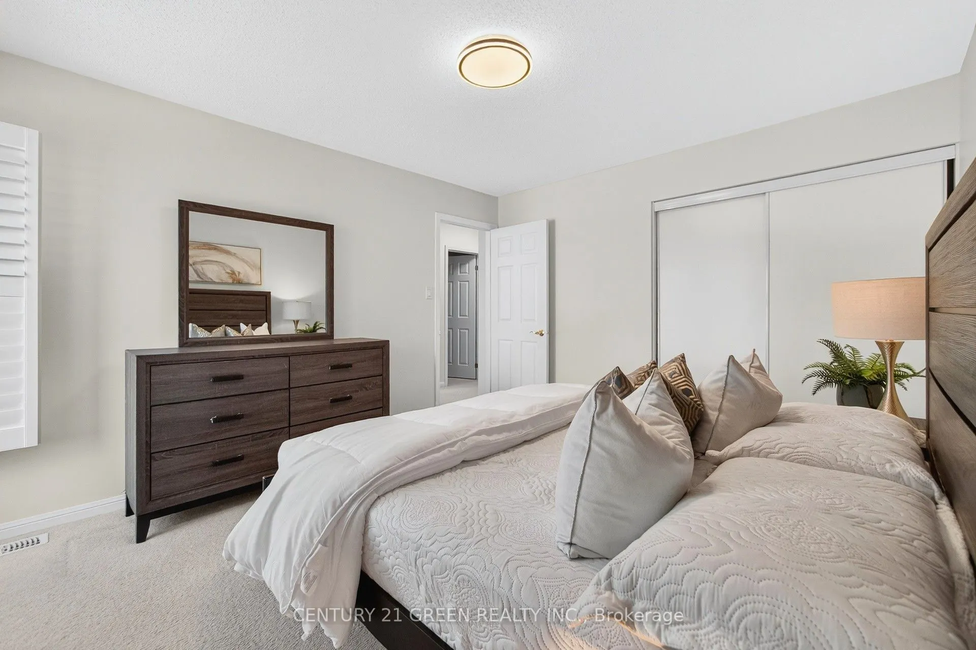936 Rigo Crossing