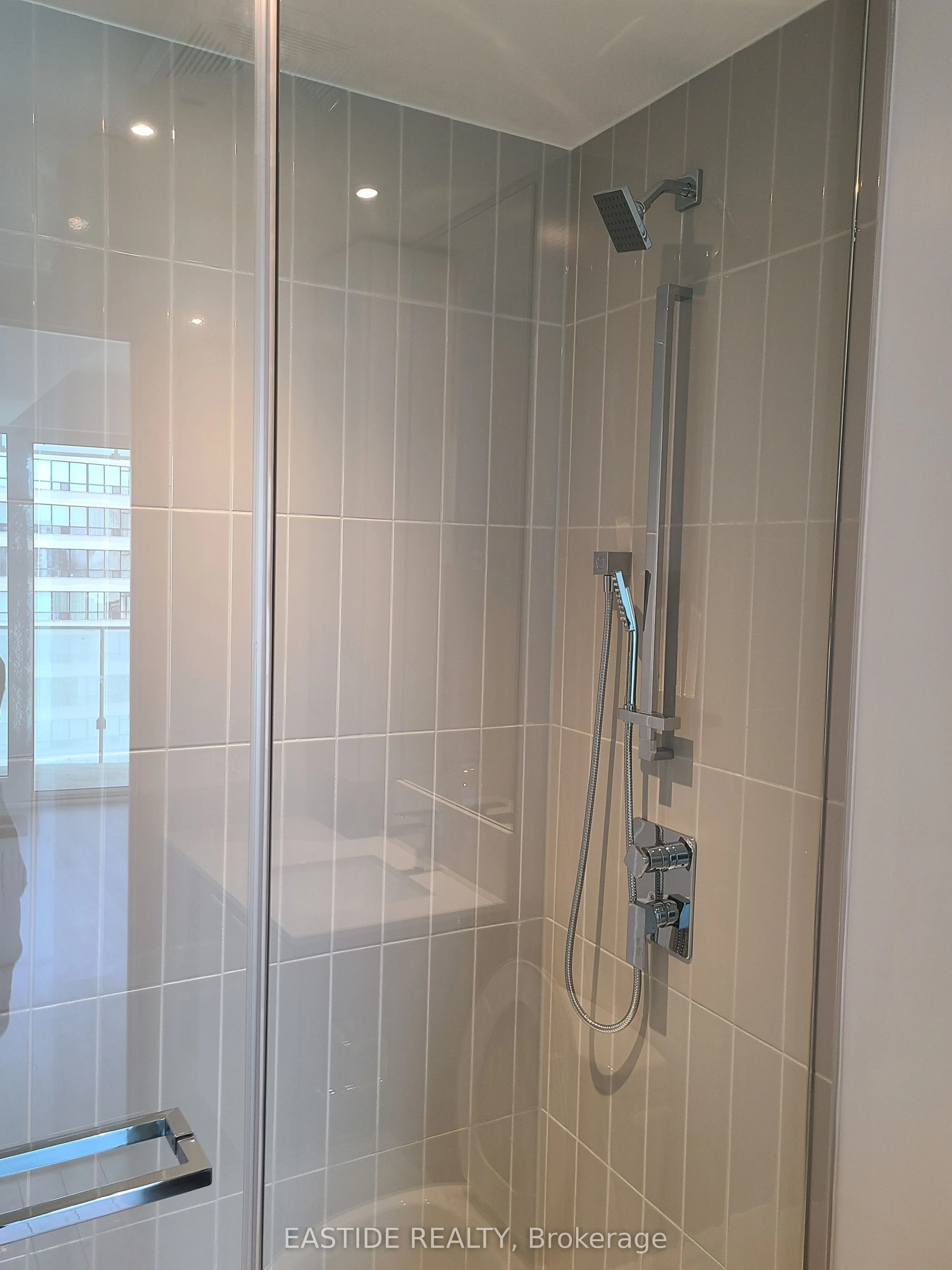 3883 Quartz Road, #1604