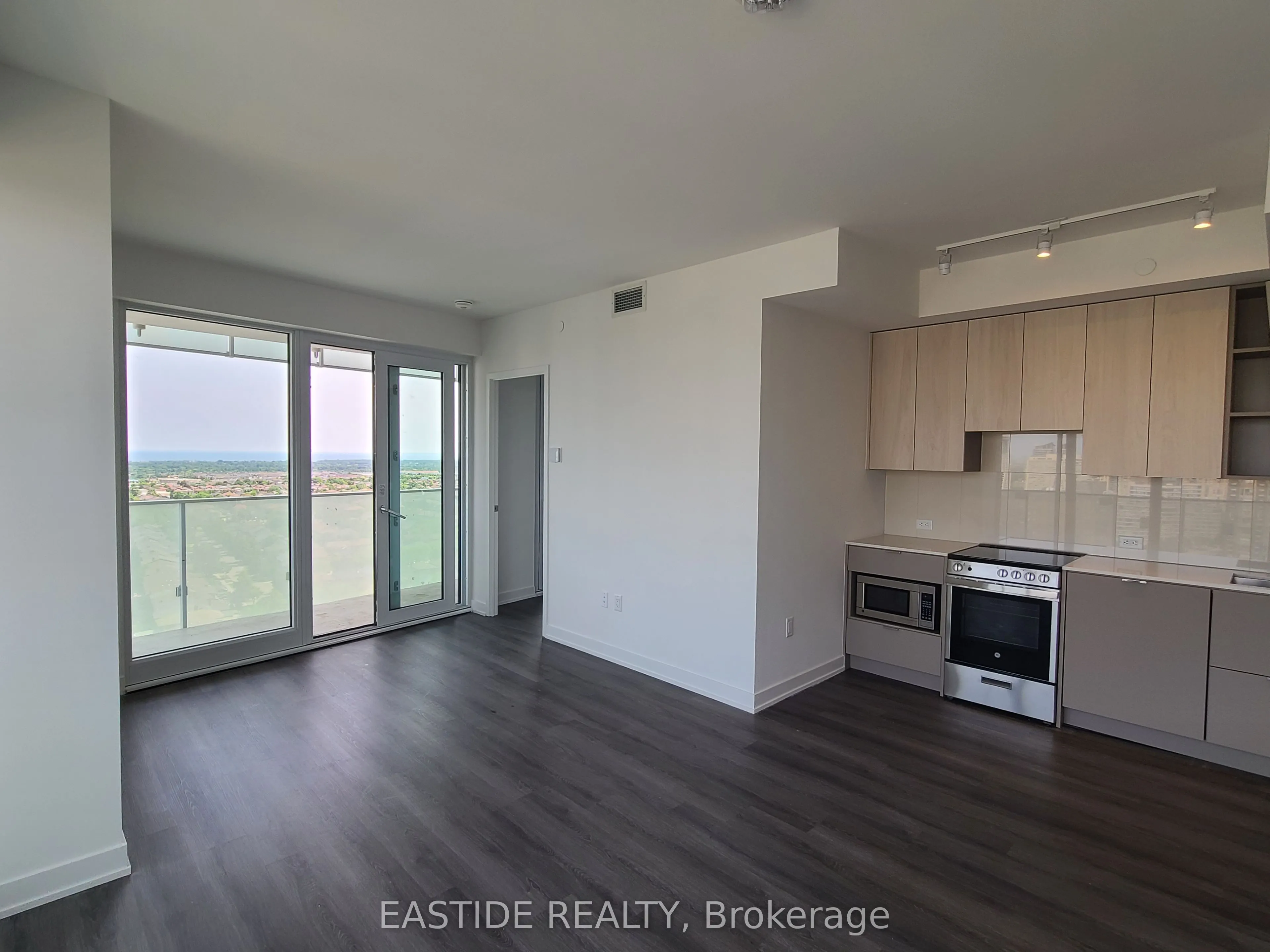3883 Quartz Road, #1604