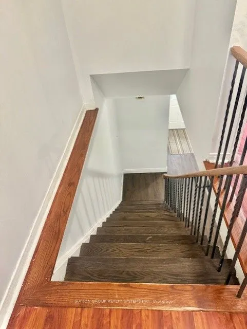 93 Martindale Crescent