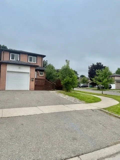 93 Martindale Crescent