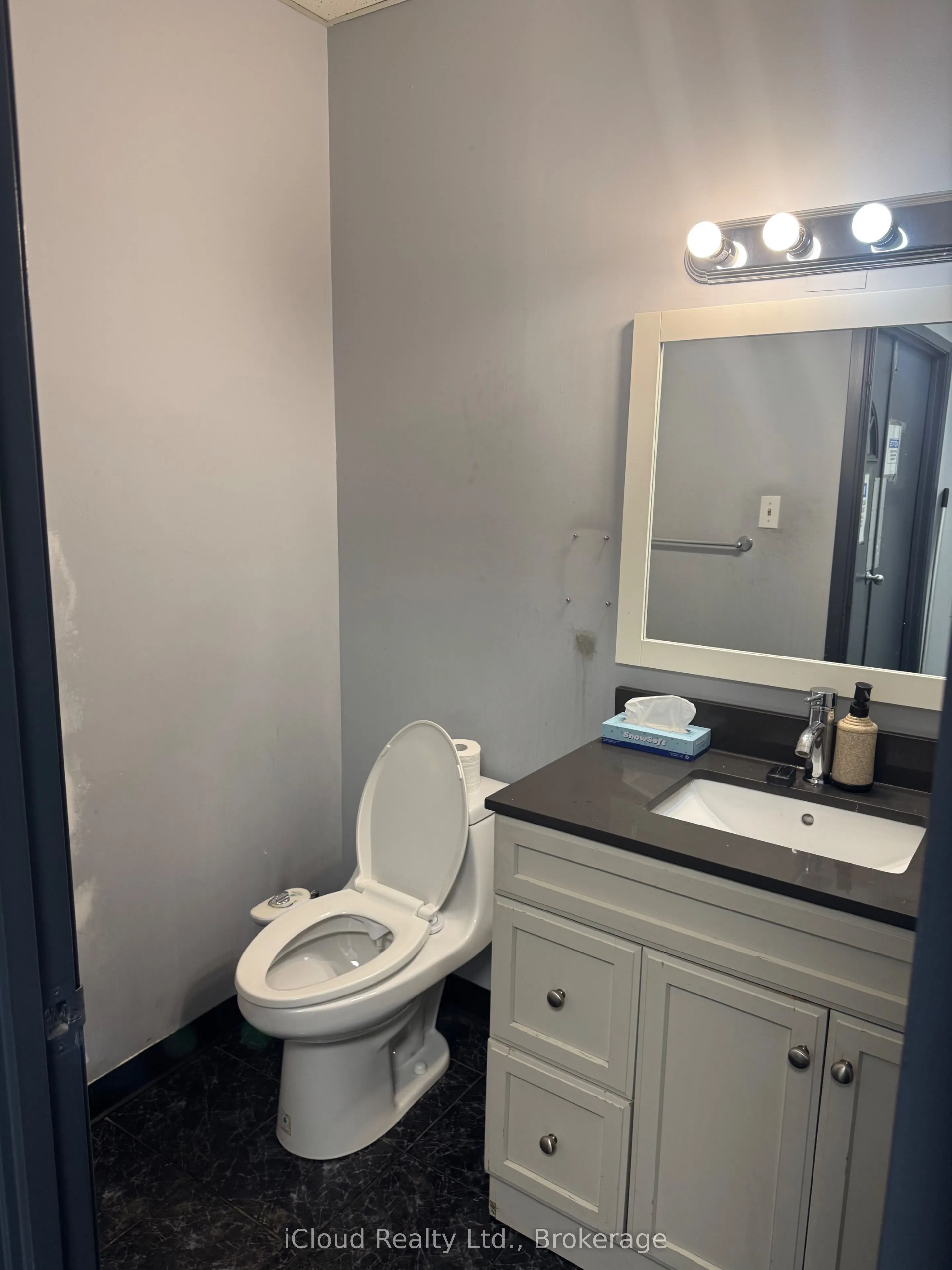 1331 Matheson Boulevard E, #6
