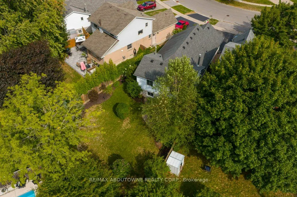 814 Miriam Crescent