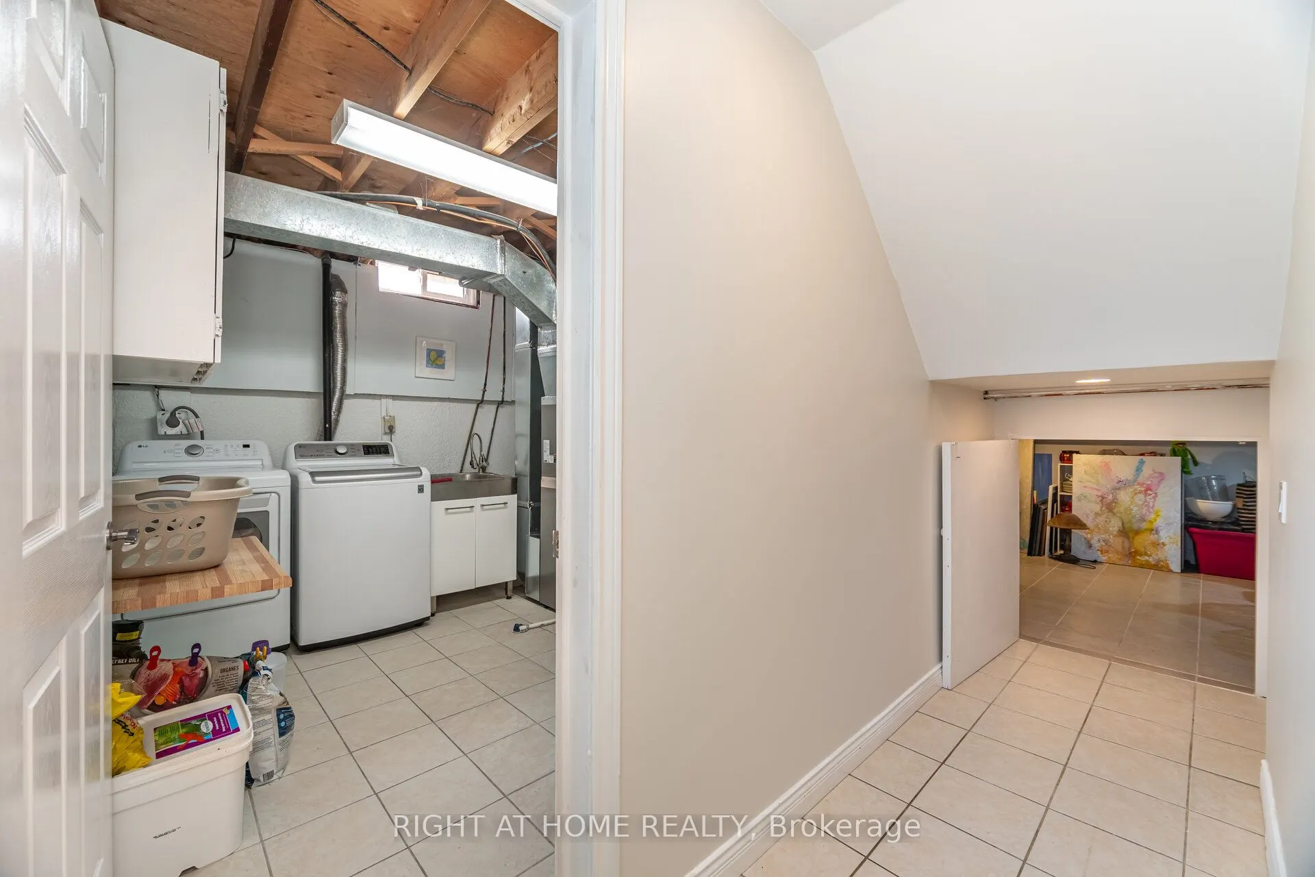 4 Cantrill Court