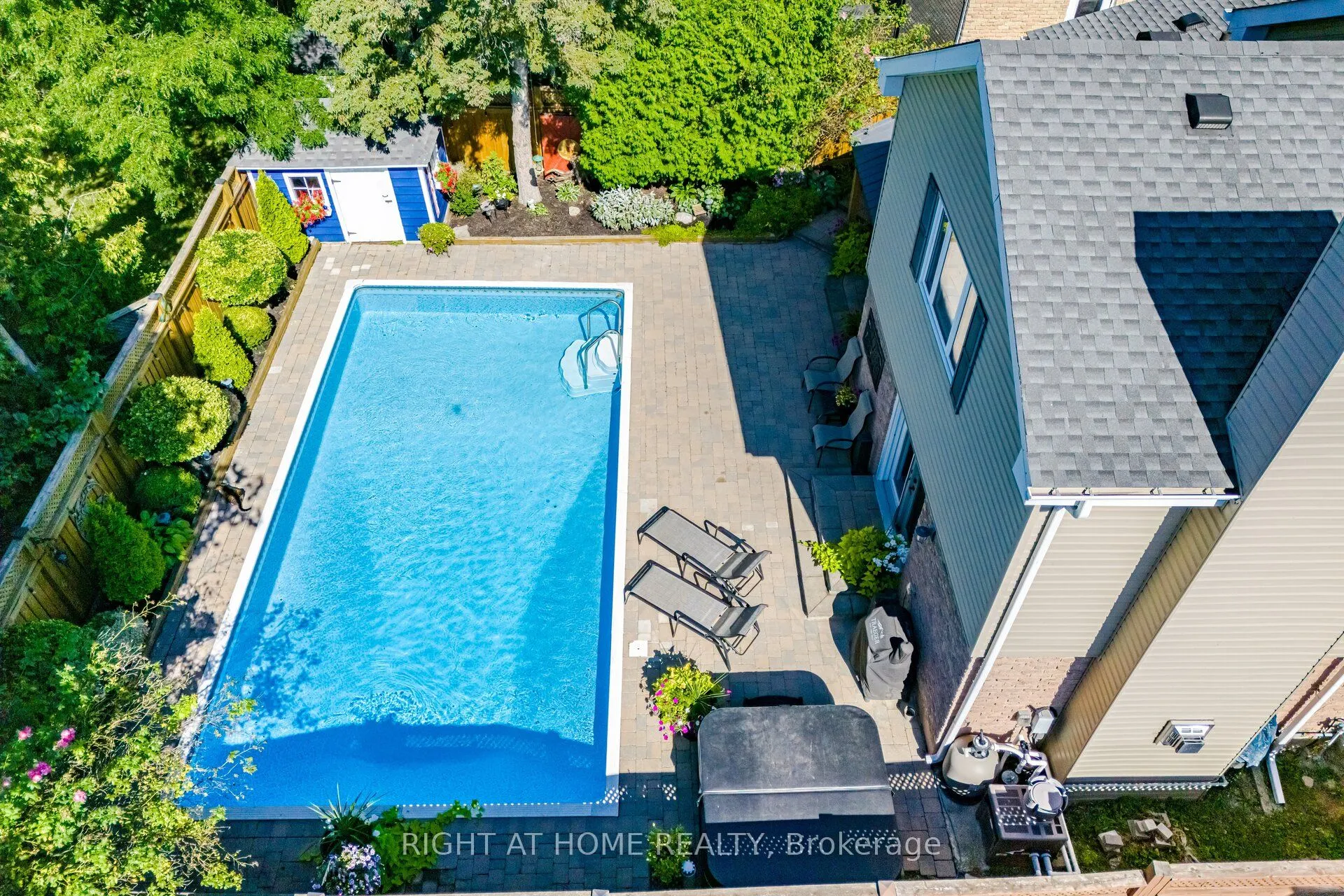 4 Cantrill Court