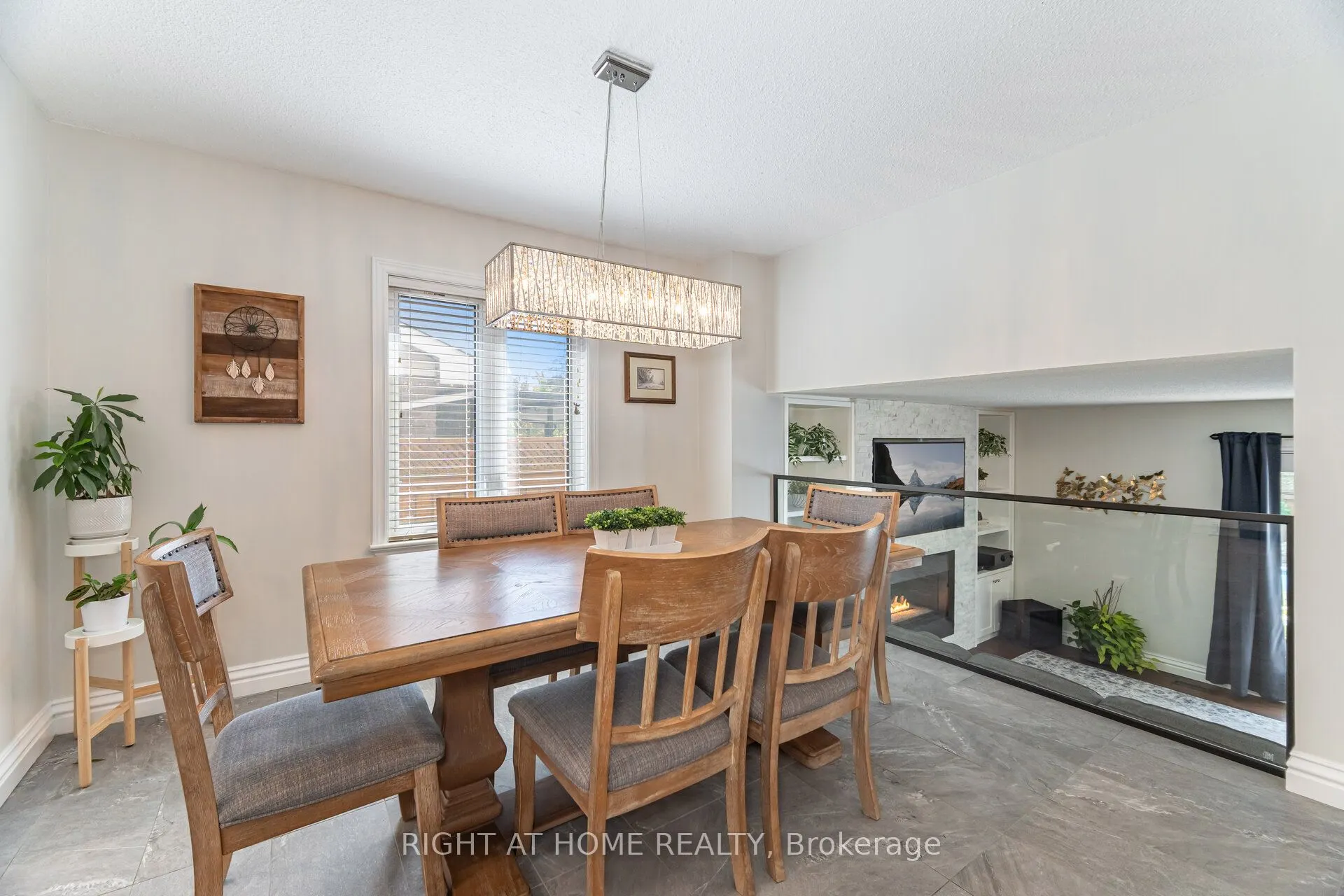 4 Cantrill Court