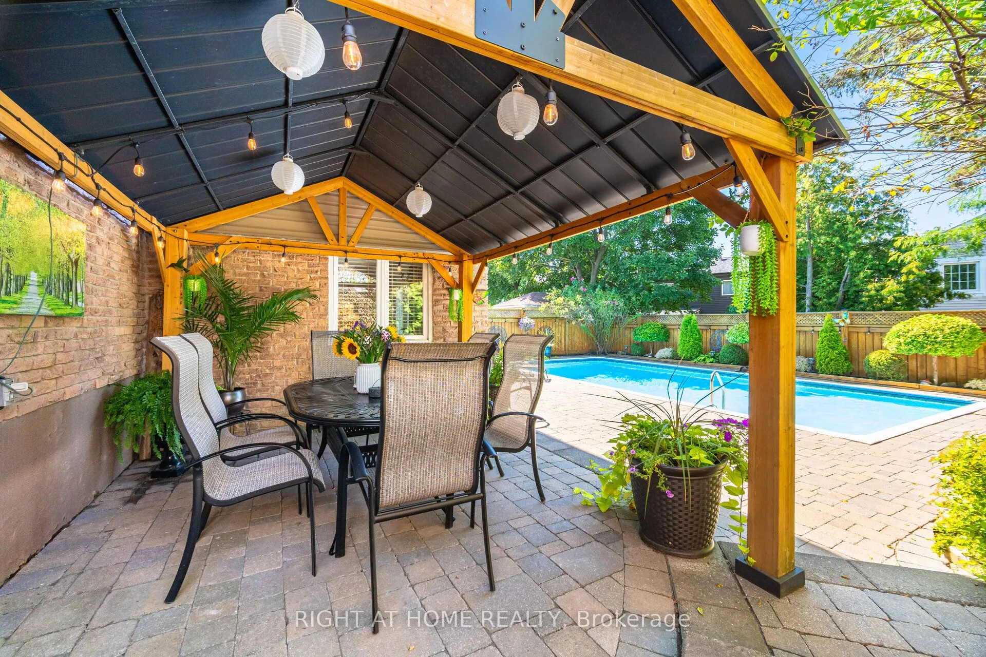 4 Cantrill Court