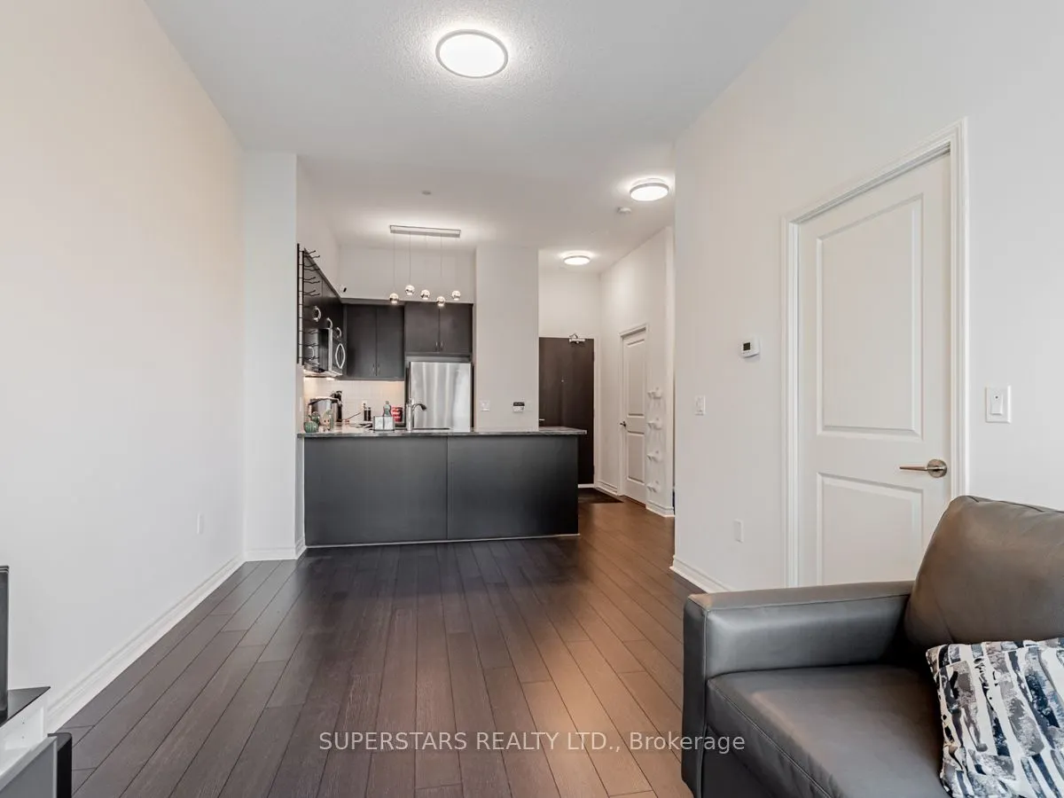 39 Annie Craig Drive, #9
