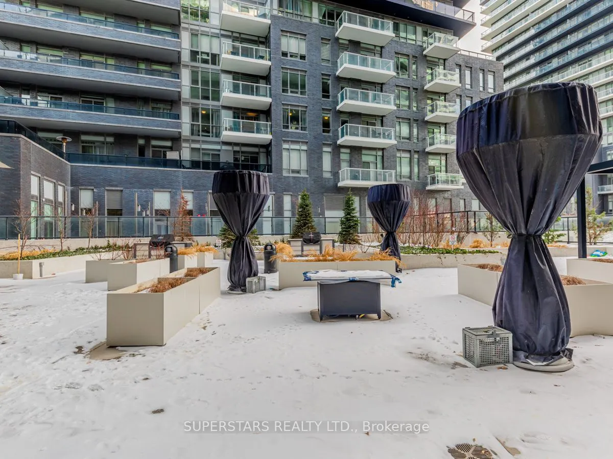39 Annie Craig Drive, #9