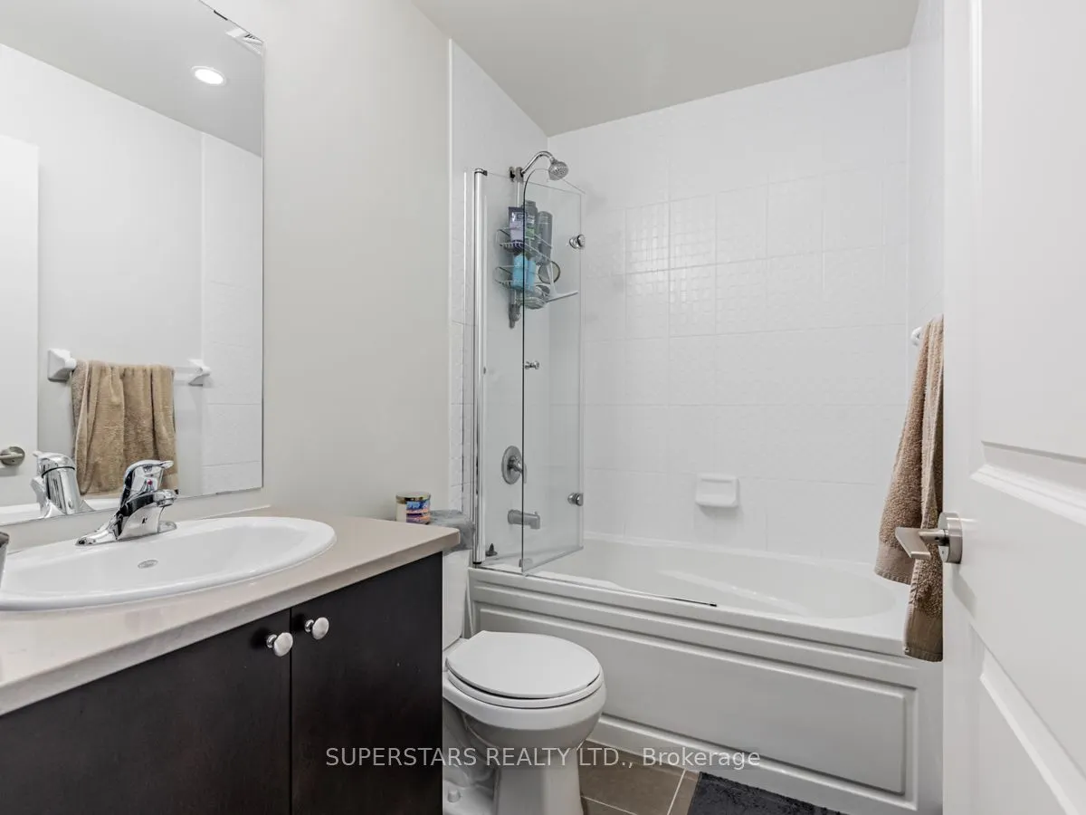 39 Annie Craig Drive, #9
