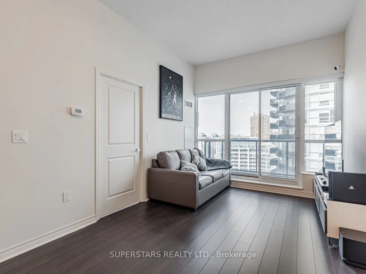 39 Annie Craig Drive, #9