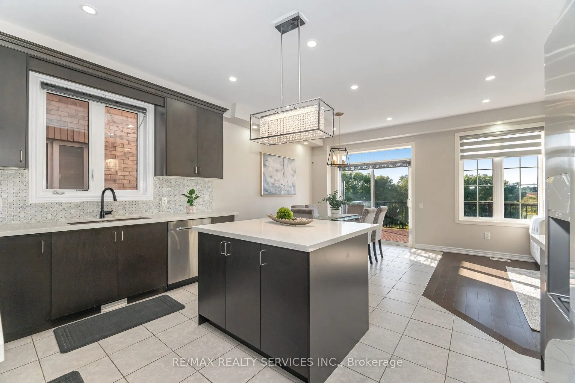 42 Deer Ridge Trail