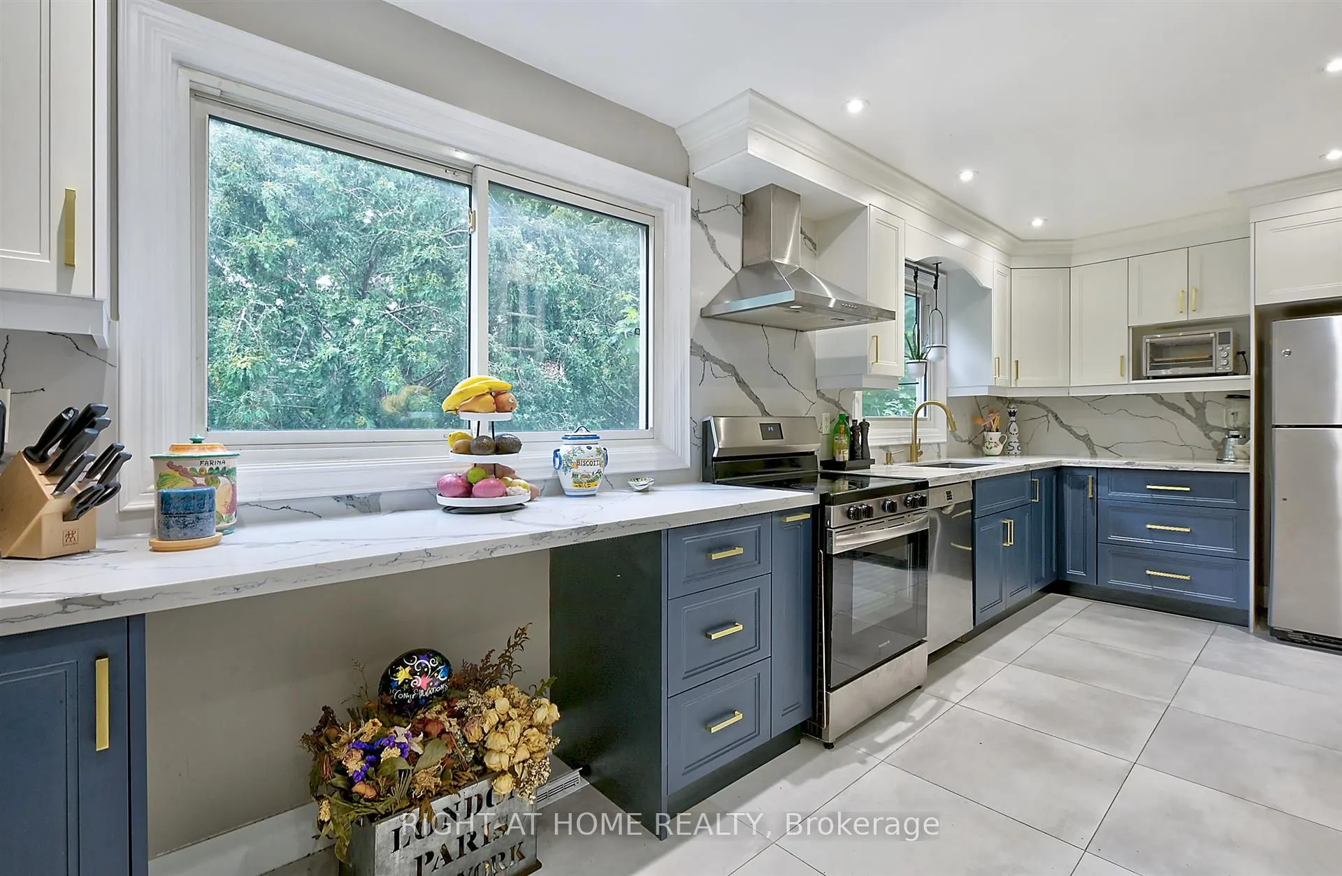5878 Montevideo Road, #10