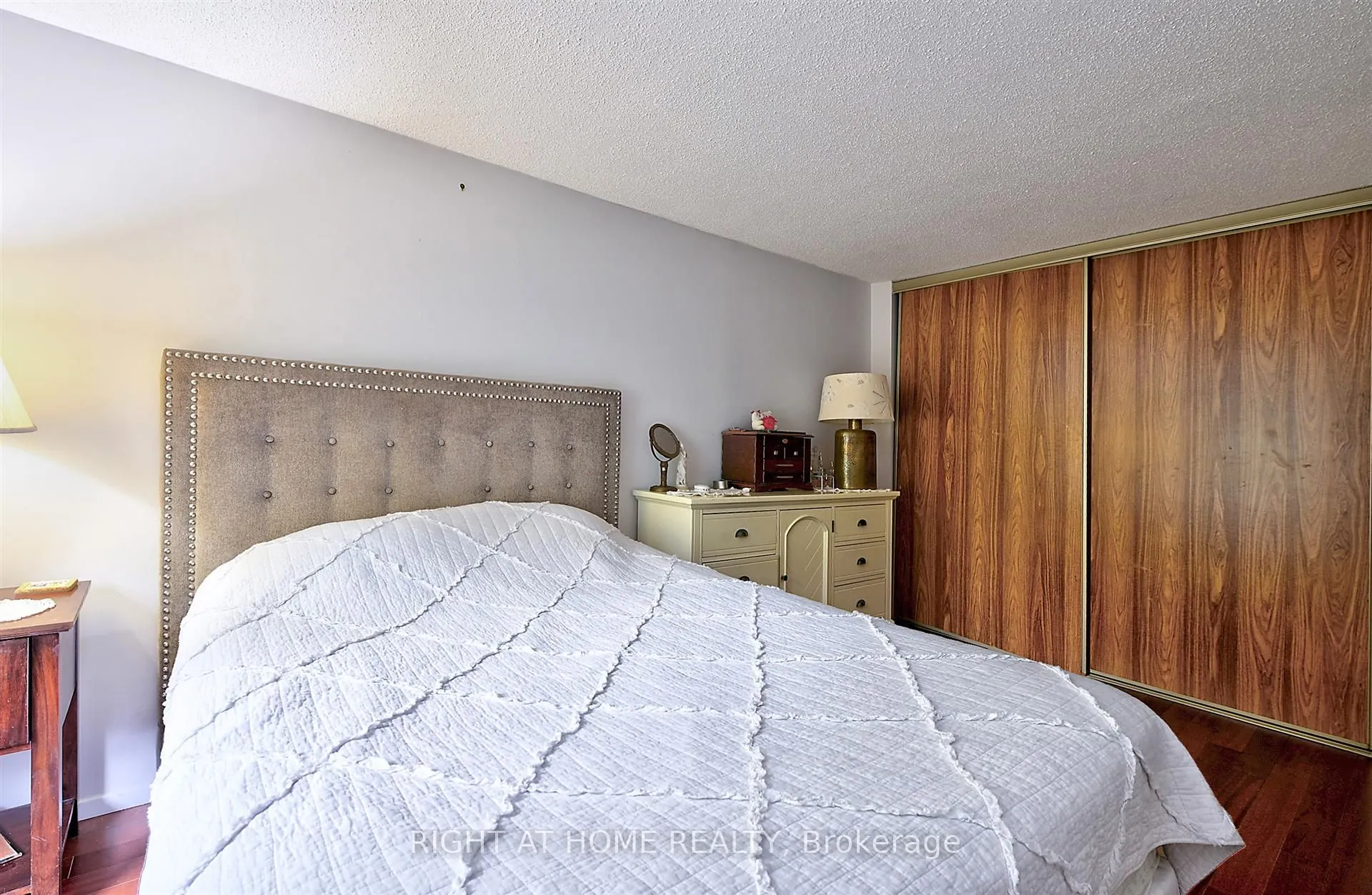 5878 Montevideo Road, #10