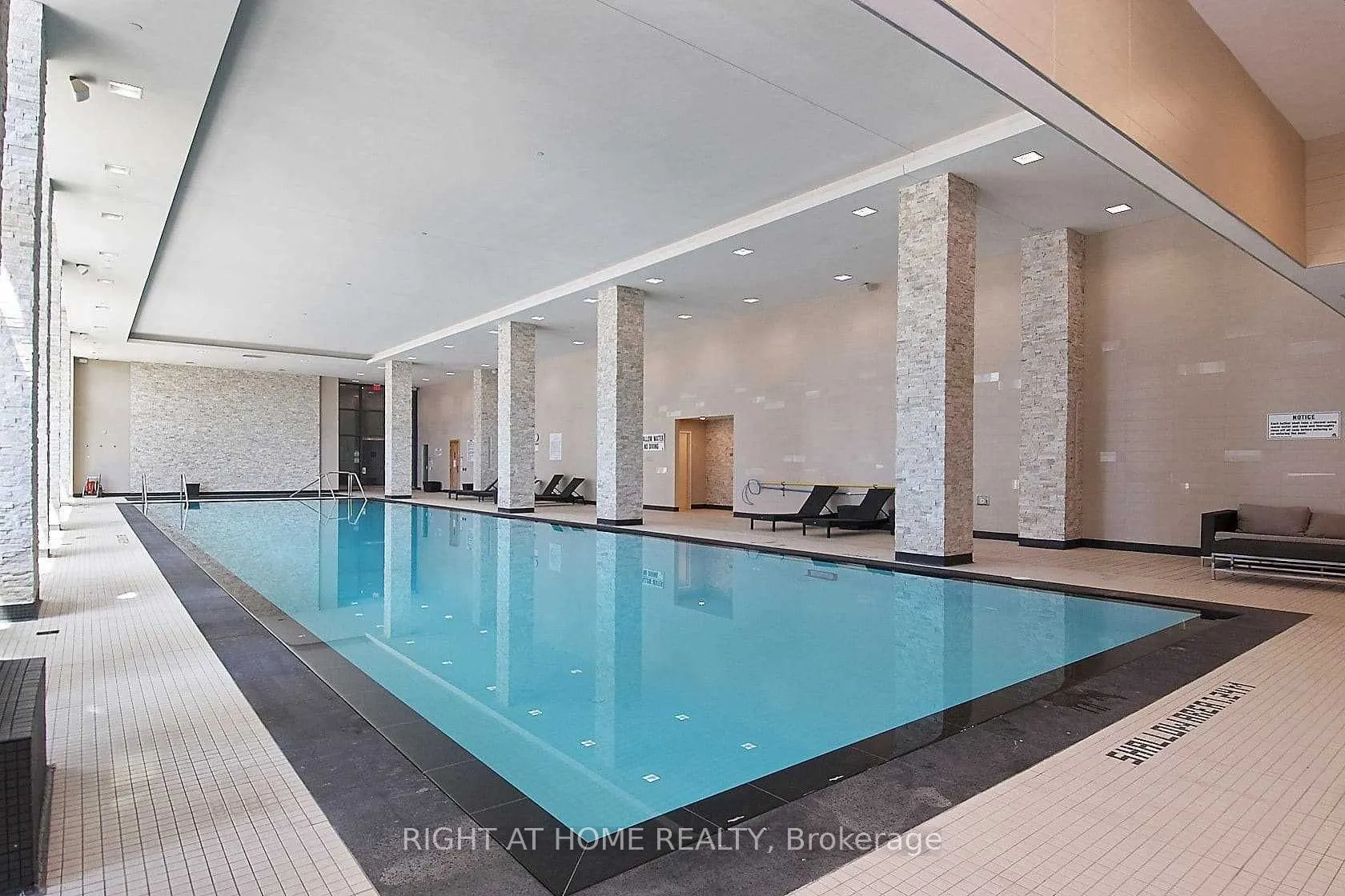 2200 Lakeshore Boulevard W, #2906