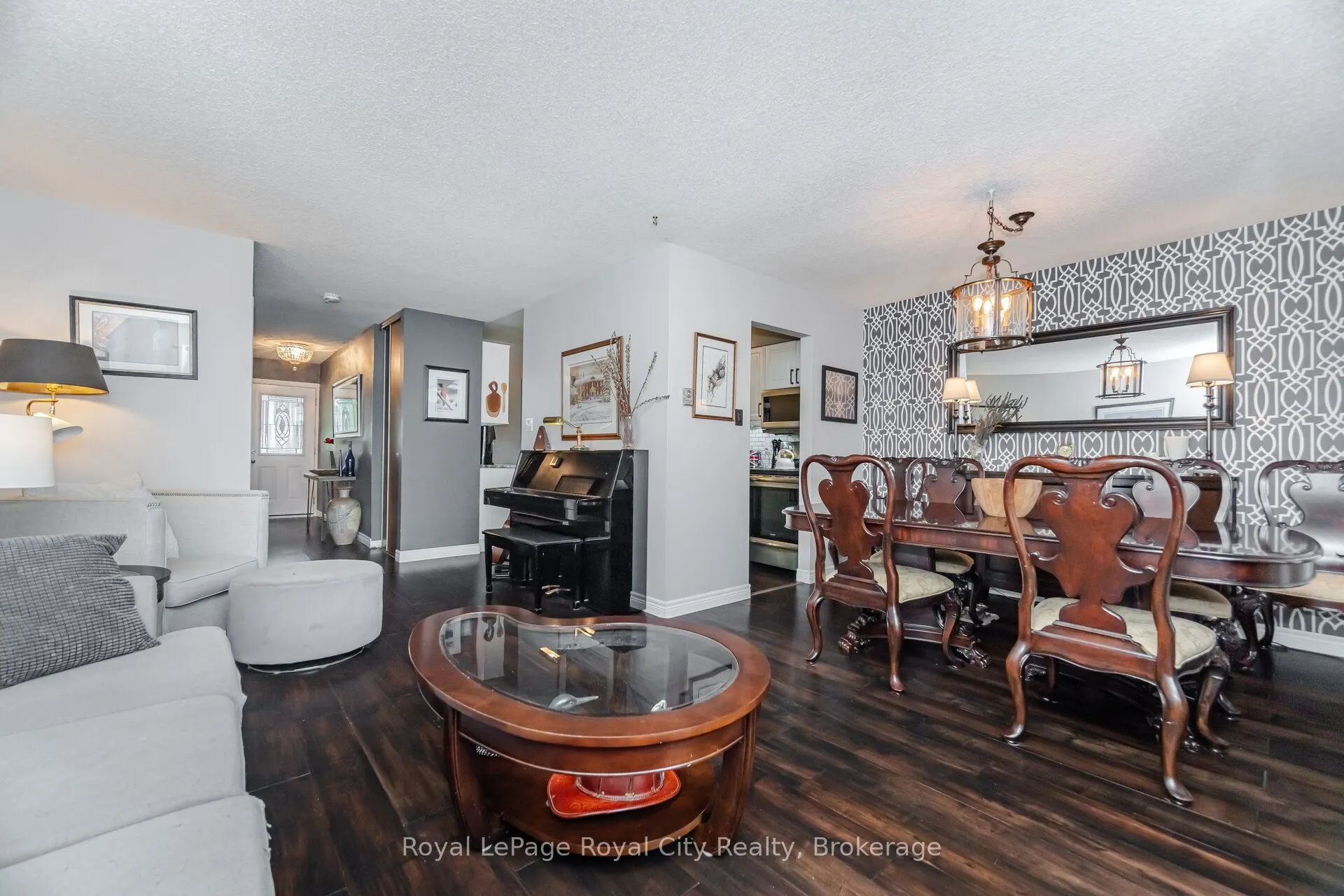 1425 Ester Drive, #20