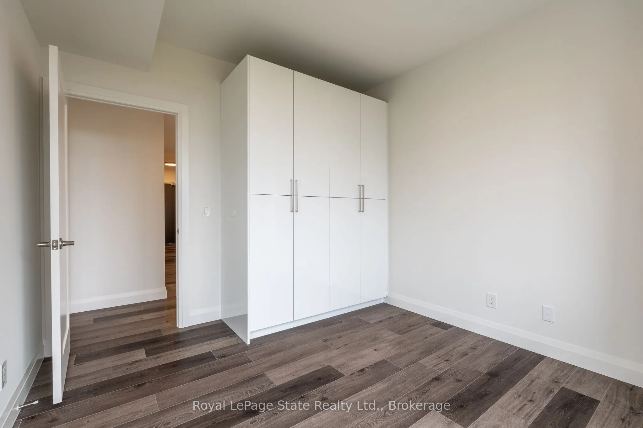 500 Brock Avenue, #808