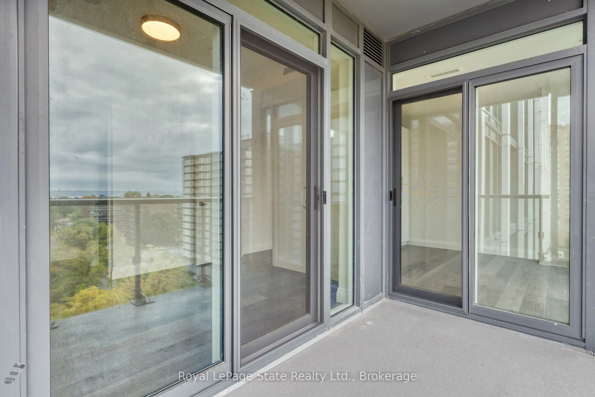 500 Brock Avenue, #808