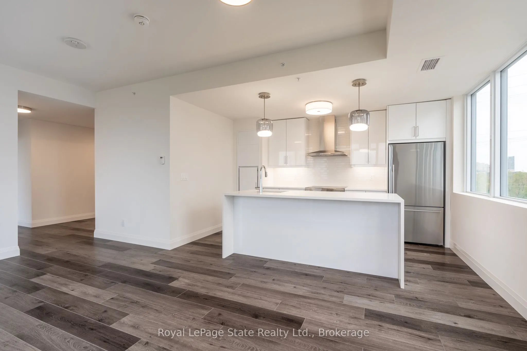 500 Brock Avenue, #808