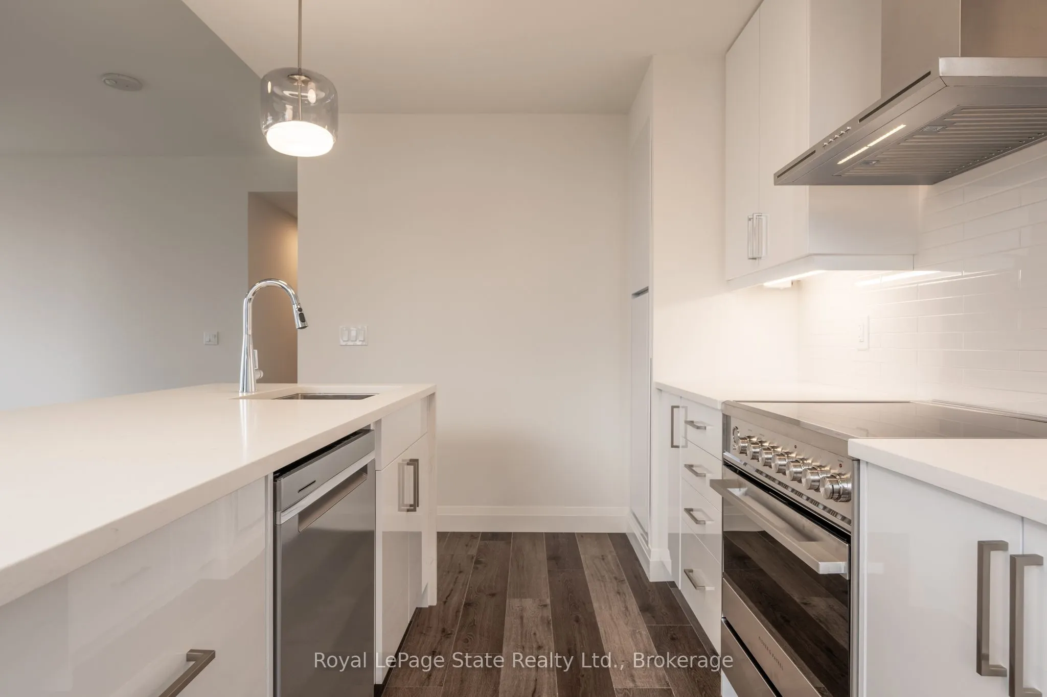 500 Brock Avenue, #808