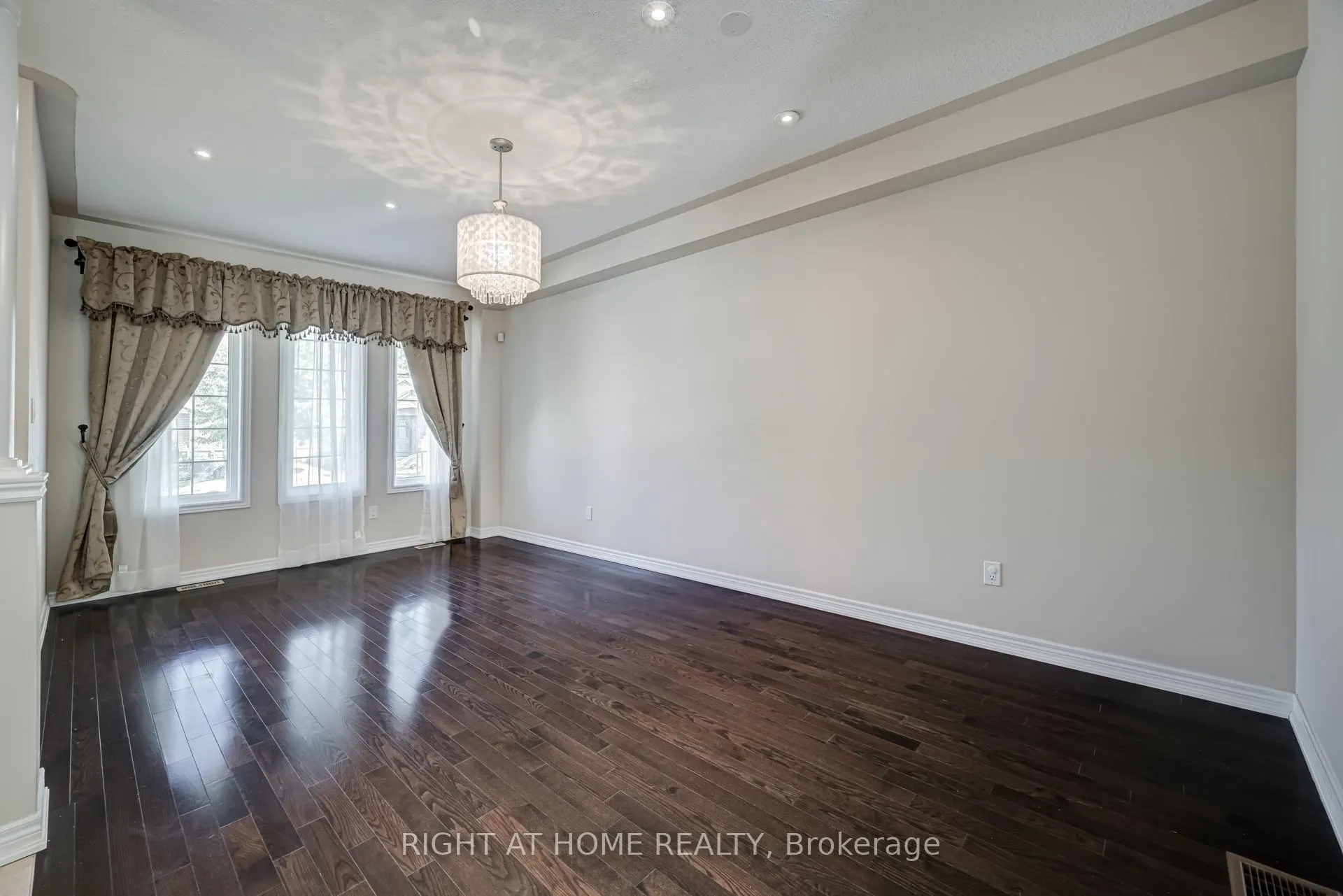 3407 Whilabout Terrace