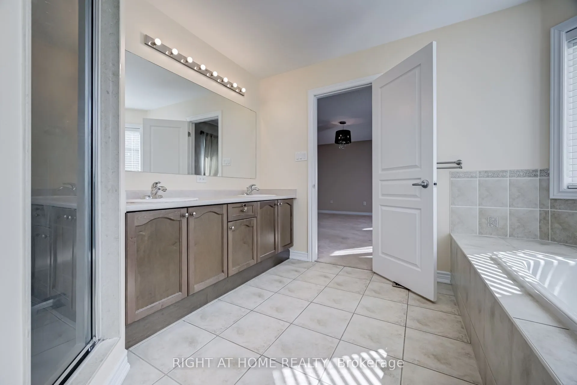3407 Whilabout Terrace