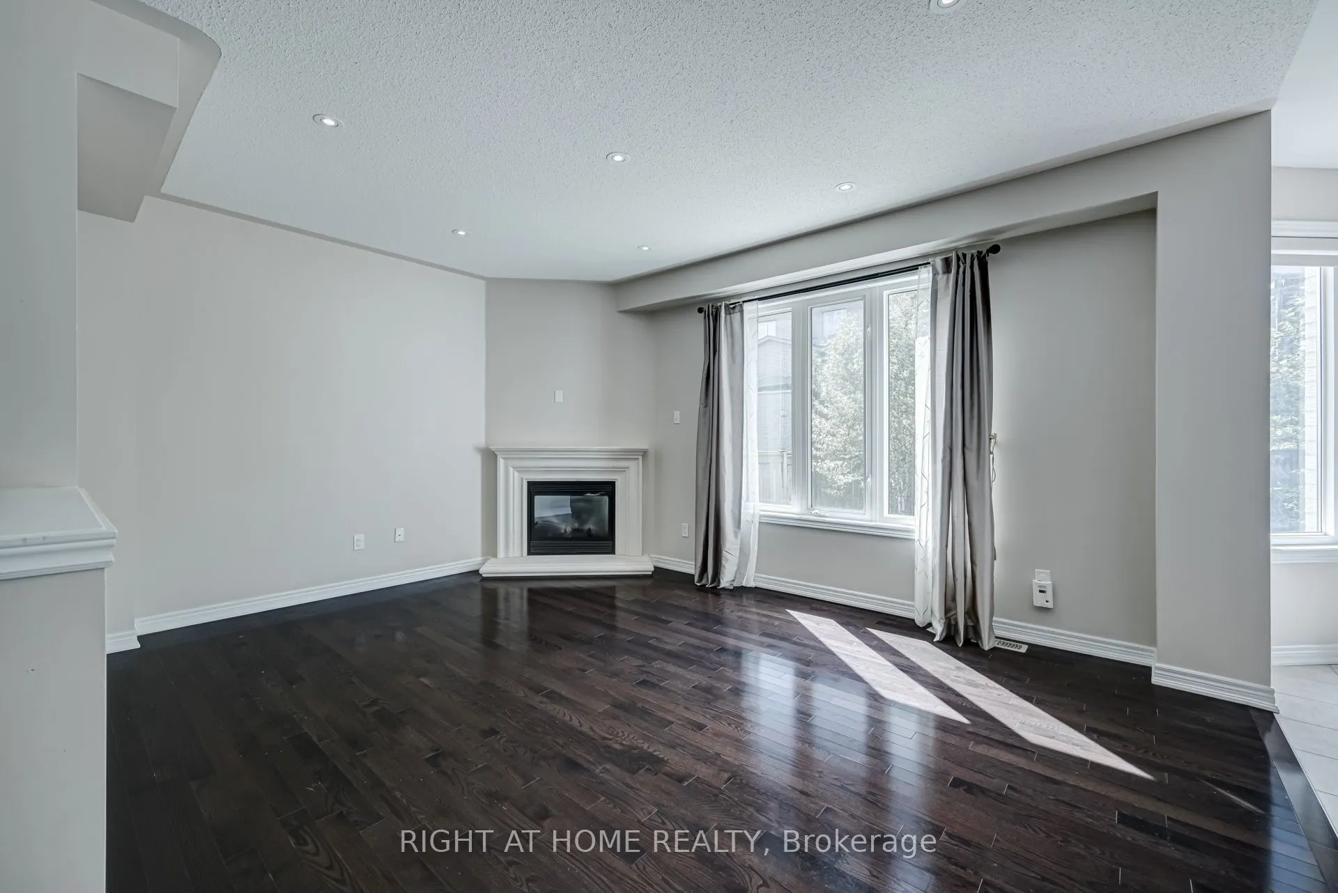 3407 Whilabout Terrace