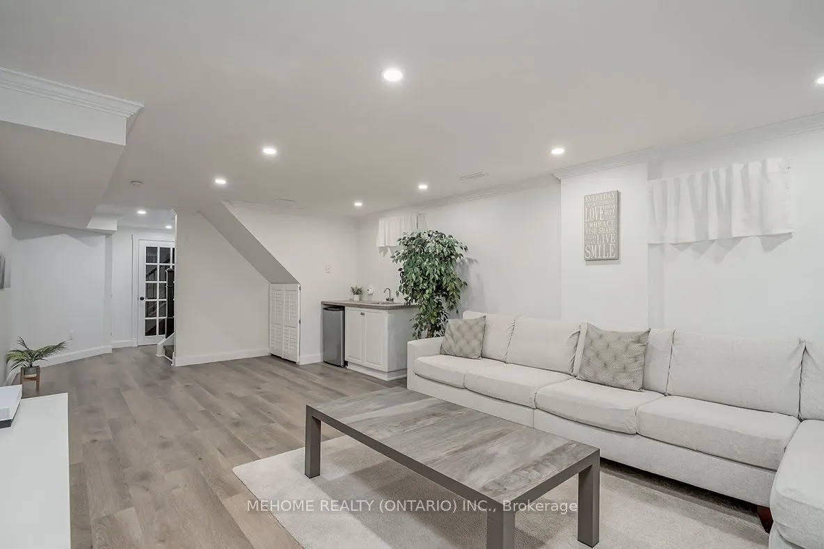 2126 Springdale Road