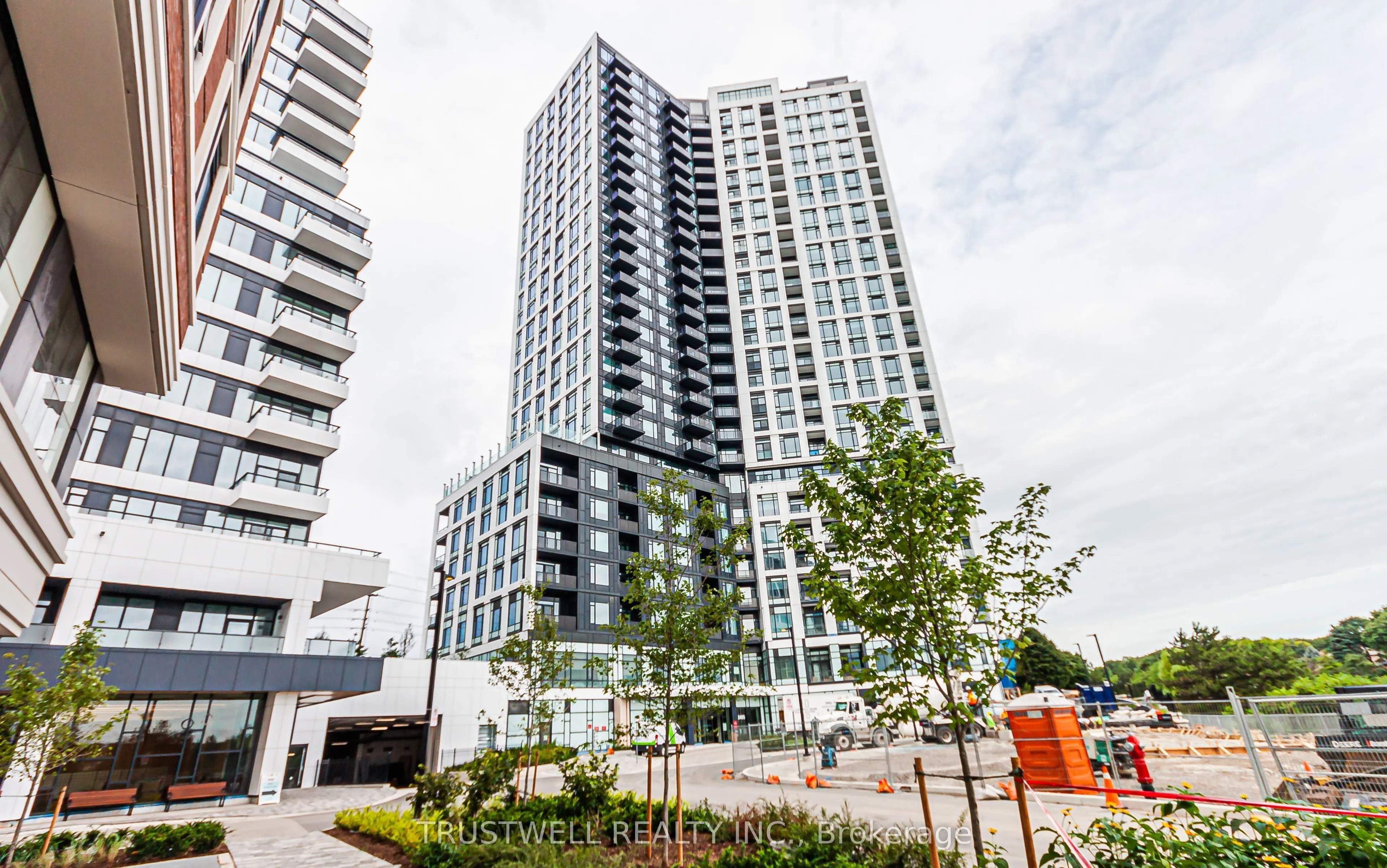 2495 Eglinton Avenue W, #2108