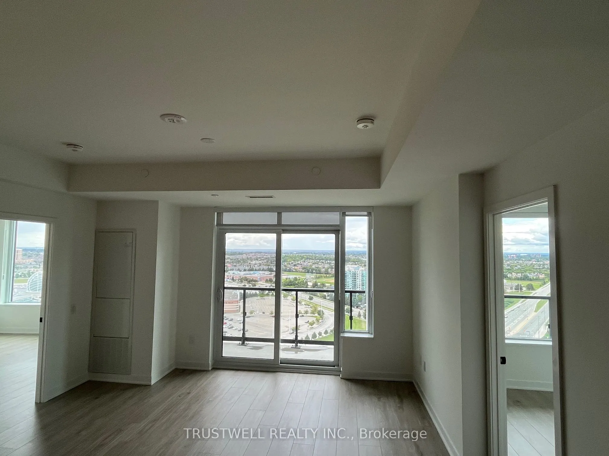 2495 Eglinton Avenue W, #2108