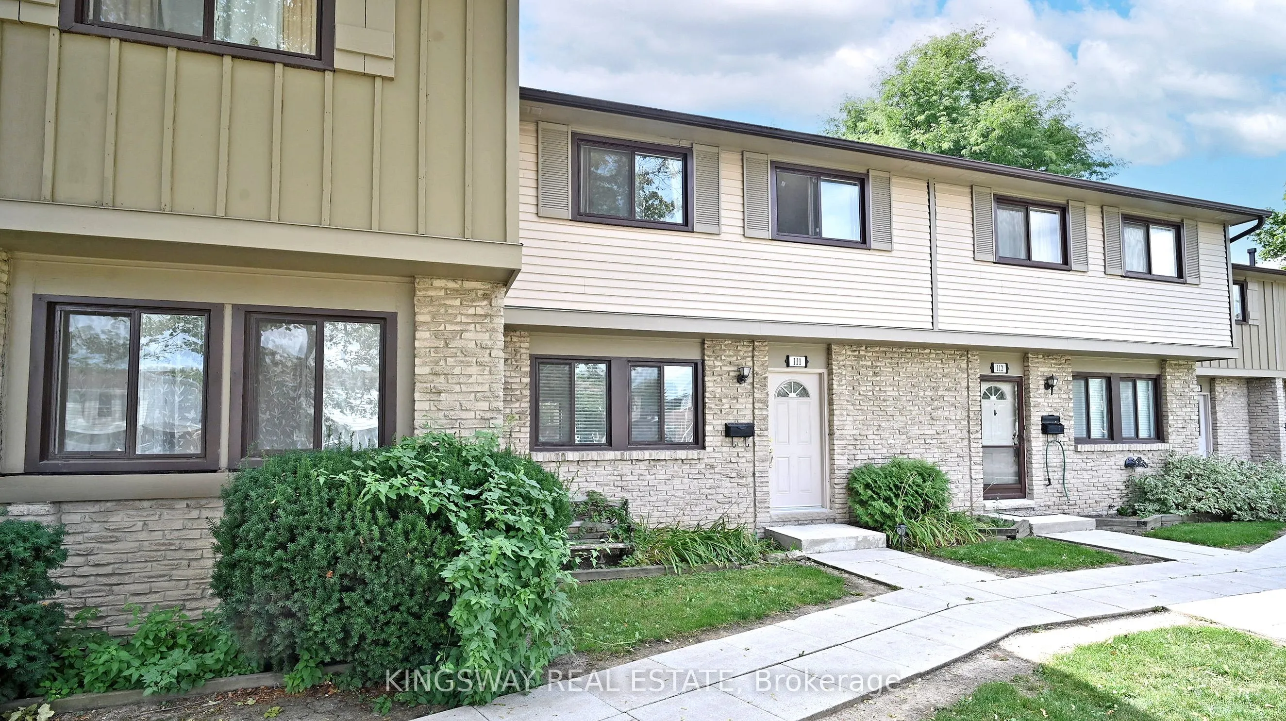 105 Hansen Road N, #111