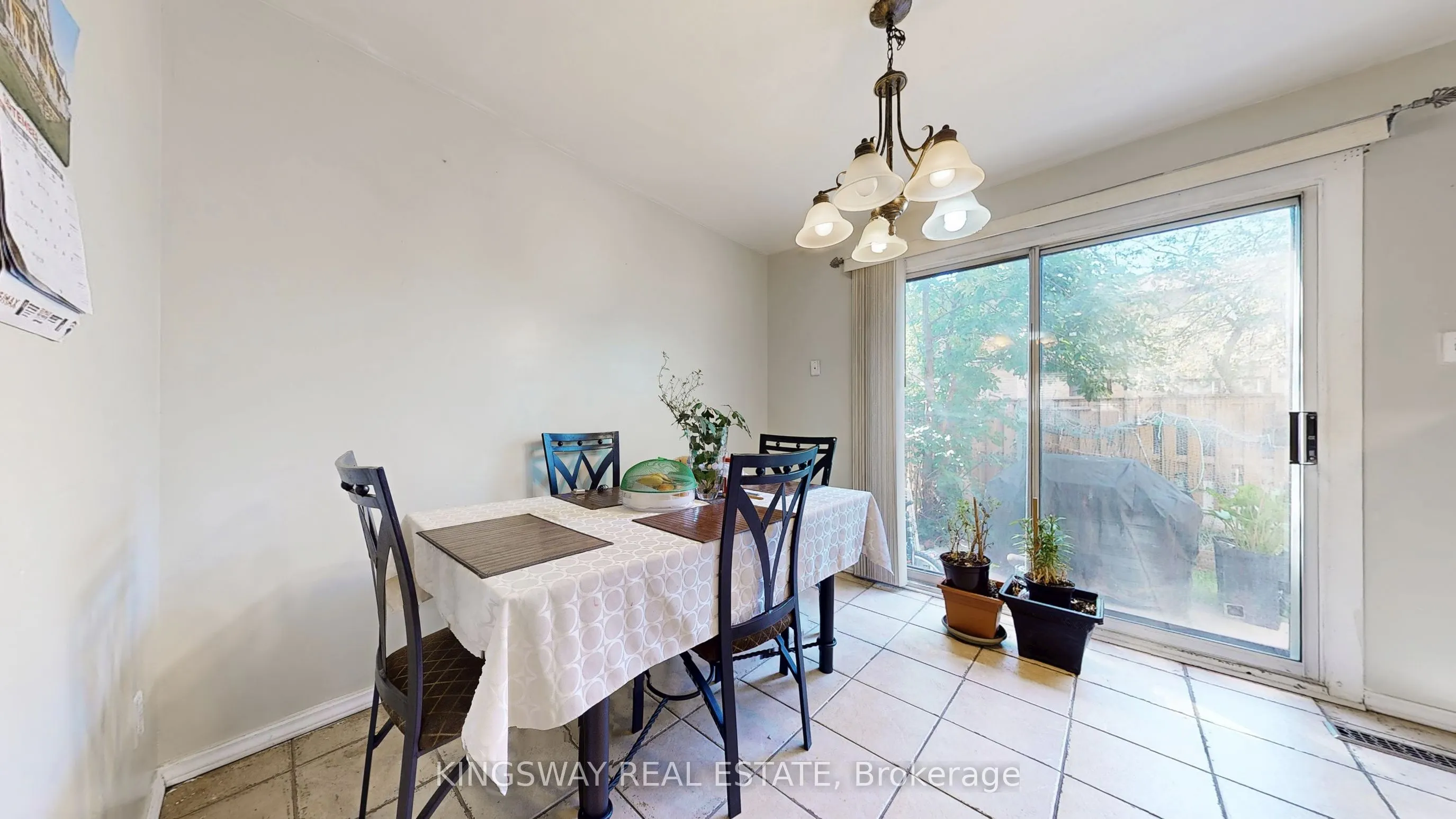 105 Hansen Road N, #111
