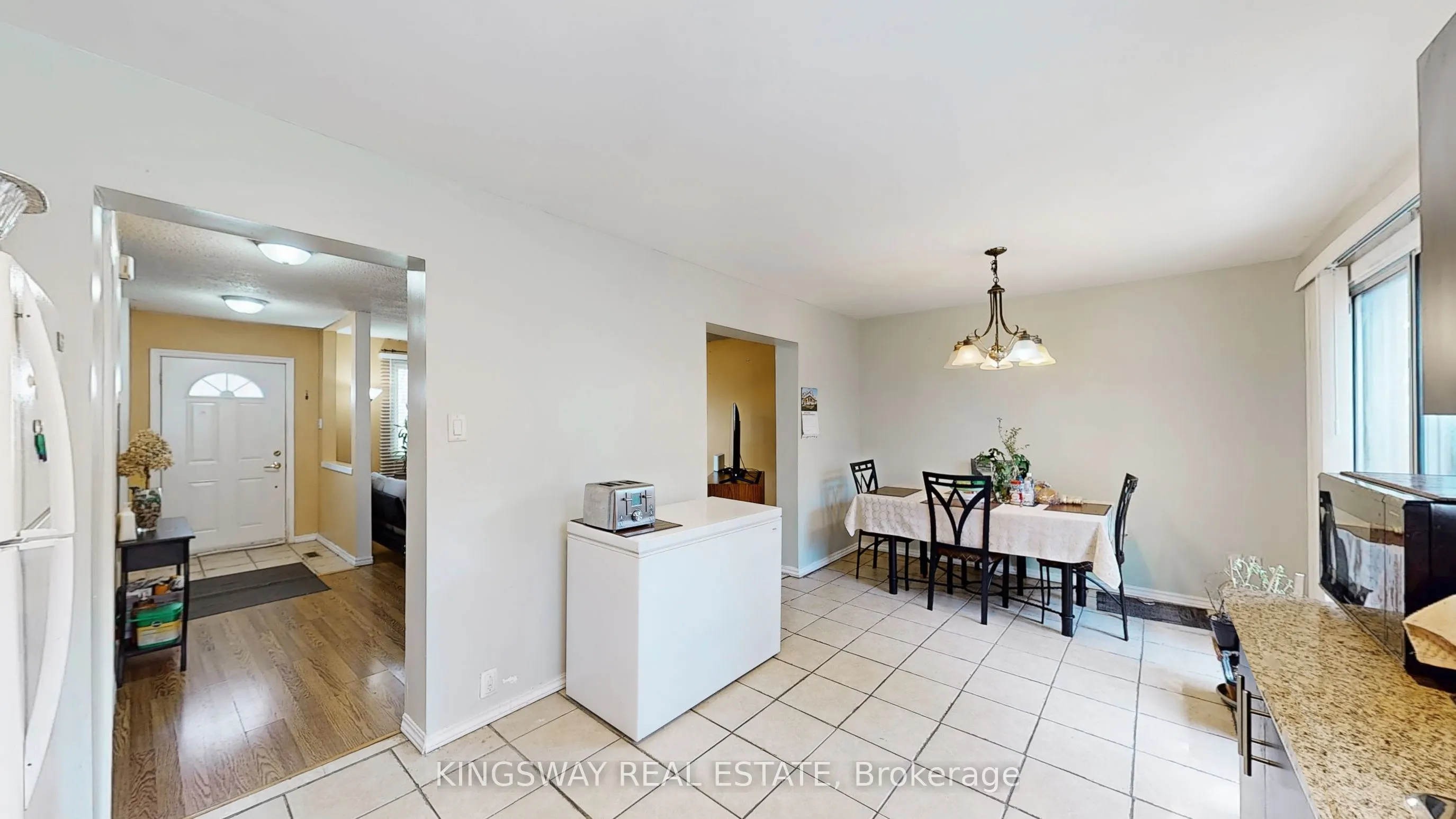 105 Hansen Road N, #111