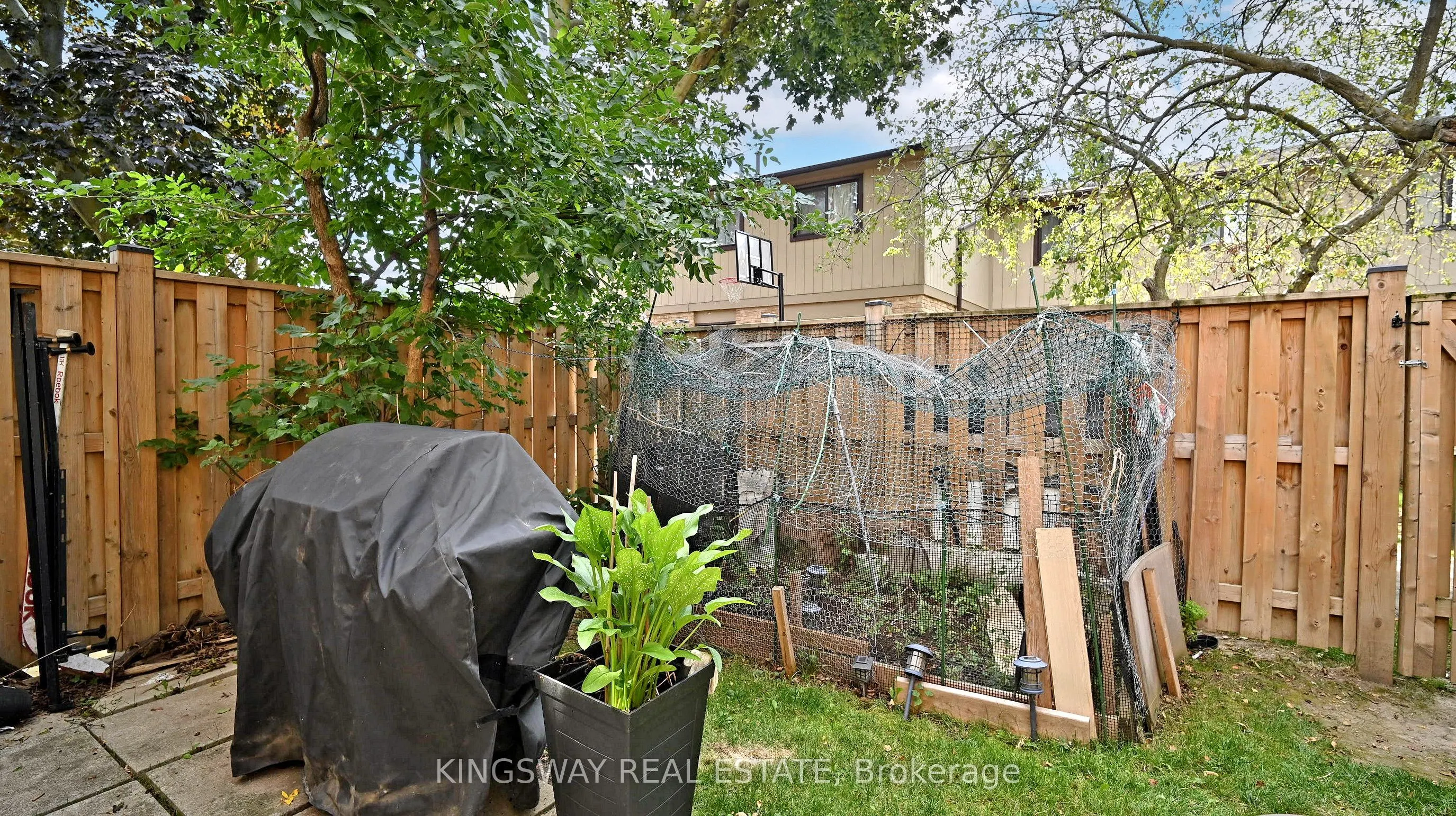 105 Hansen Road N, #111