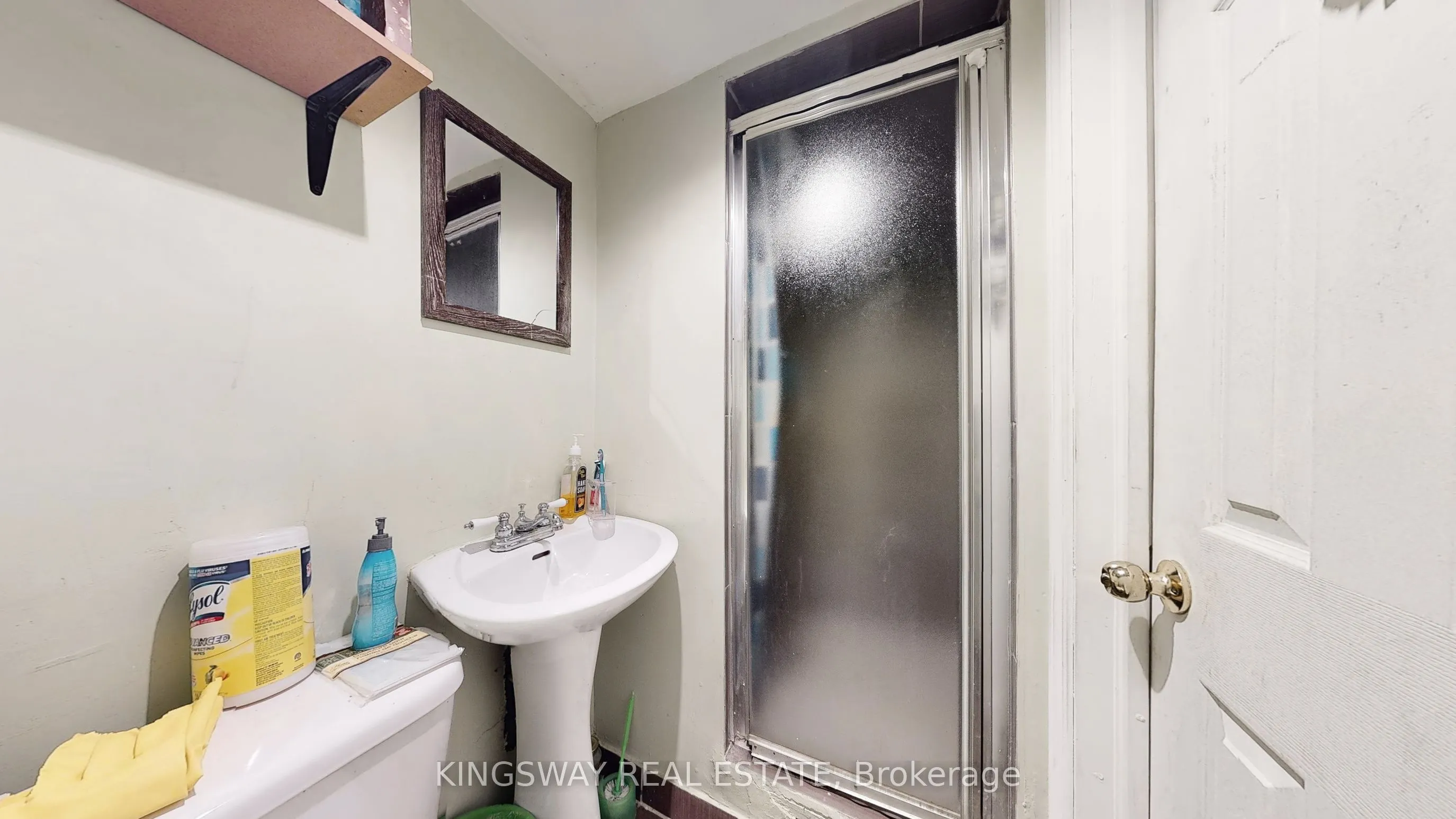 105 Hansen Road N, #111