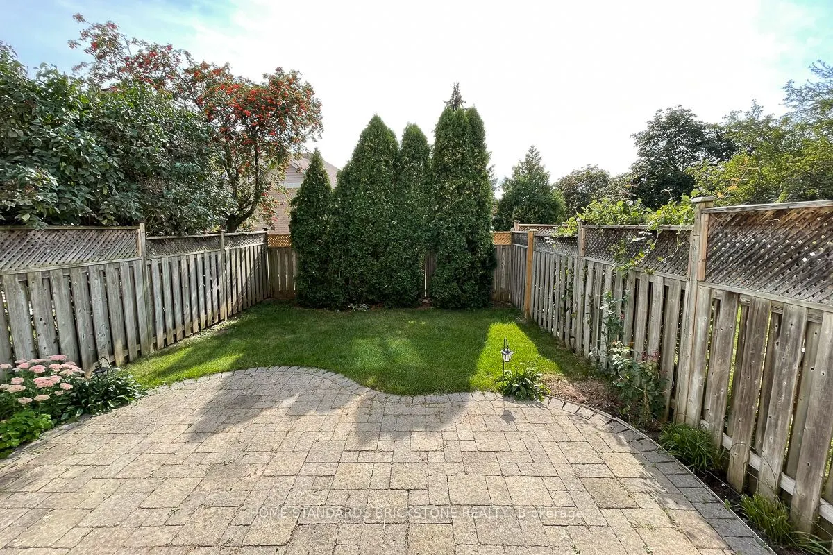1103 Springbrook Crescent