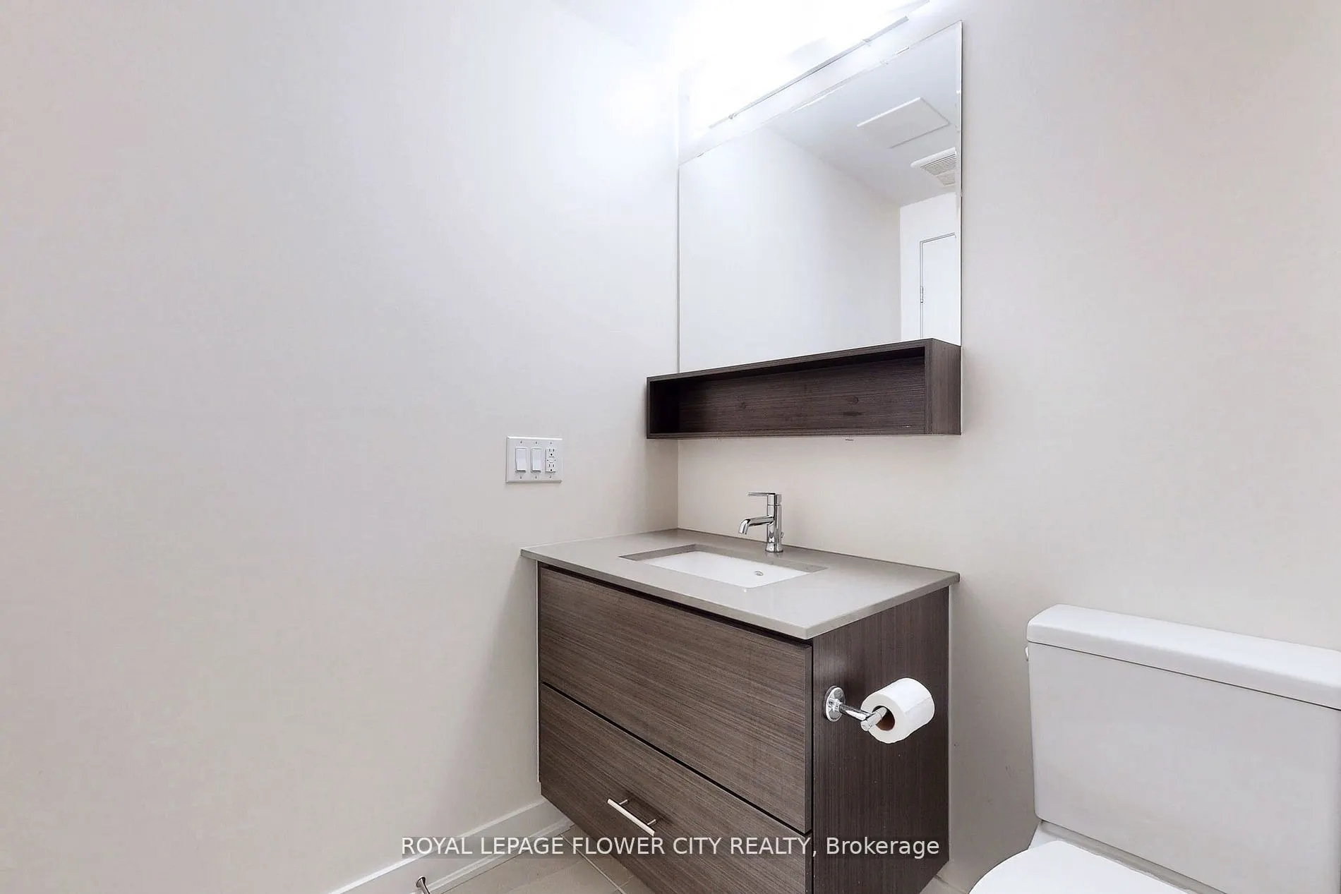 320 Plains Road E, #106