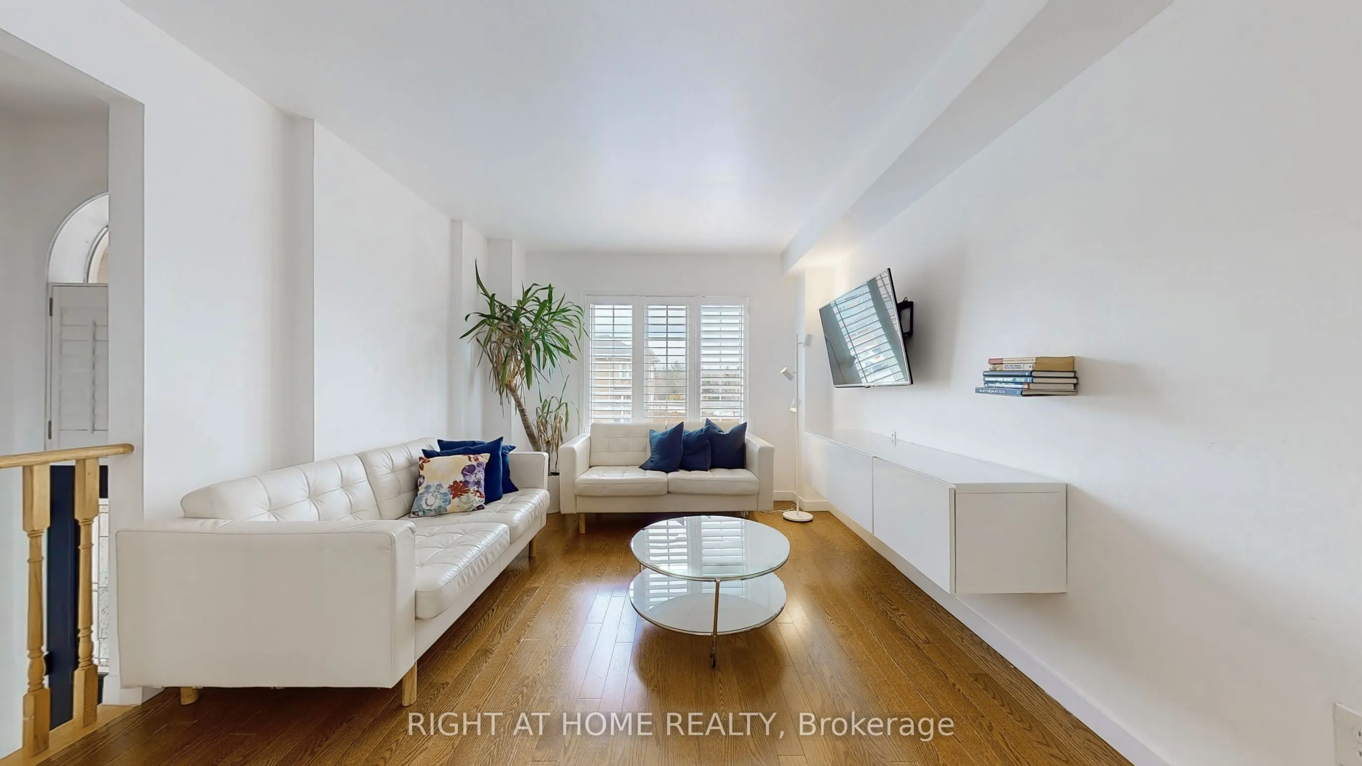 371 Fairgate Way
