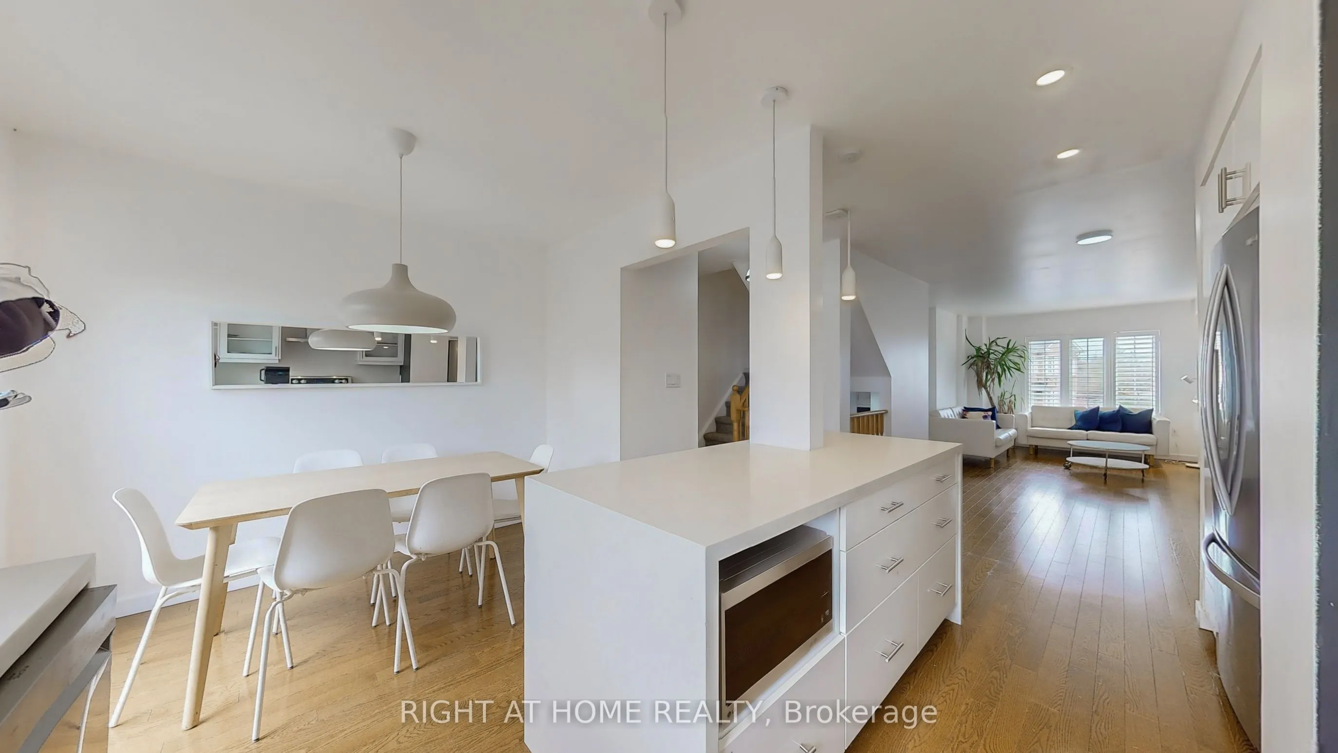 371 Fairgate Way