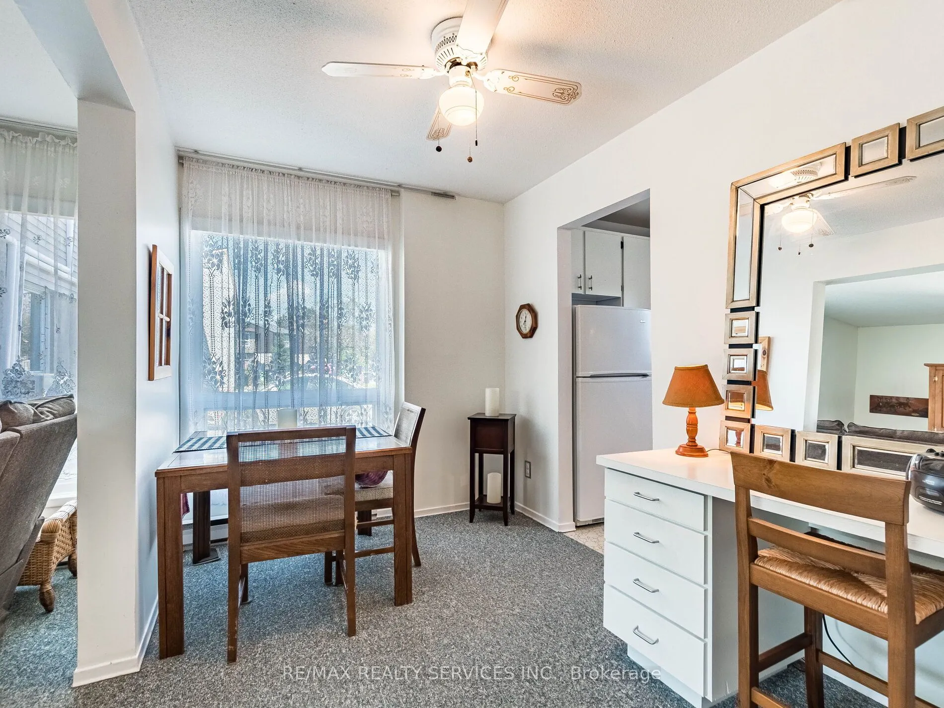 20 Jasmine Square