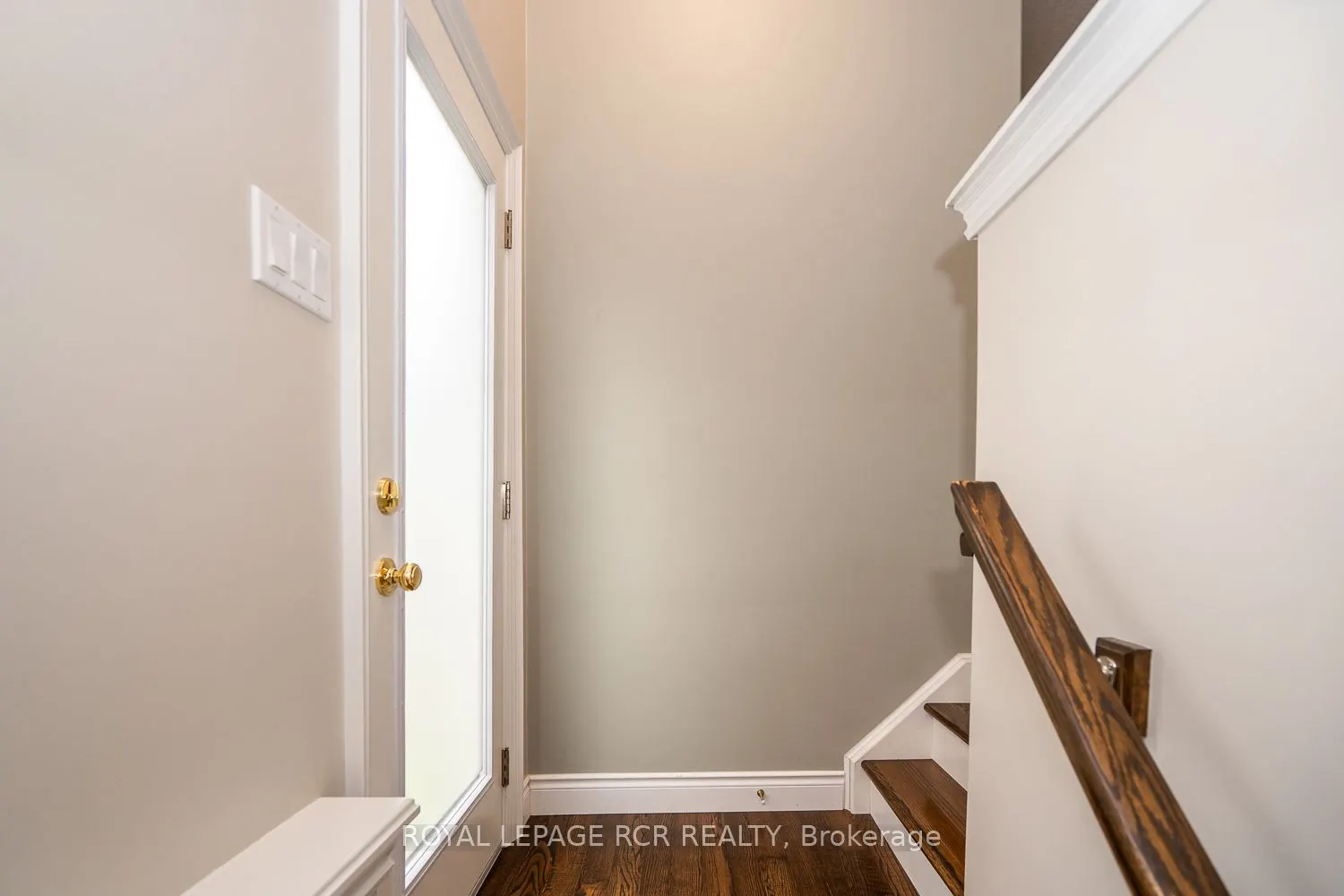 39 Dinnick Crescent