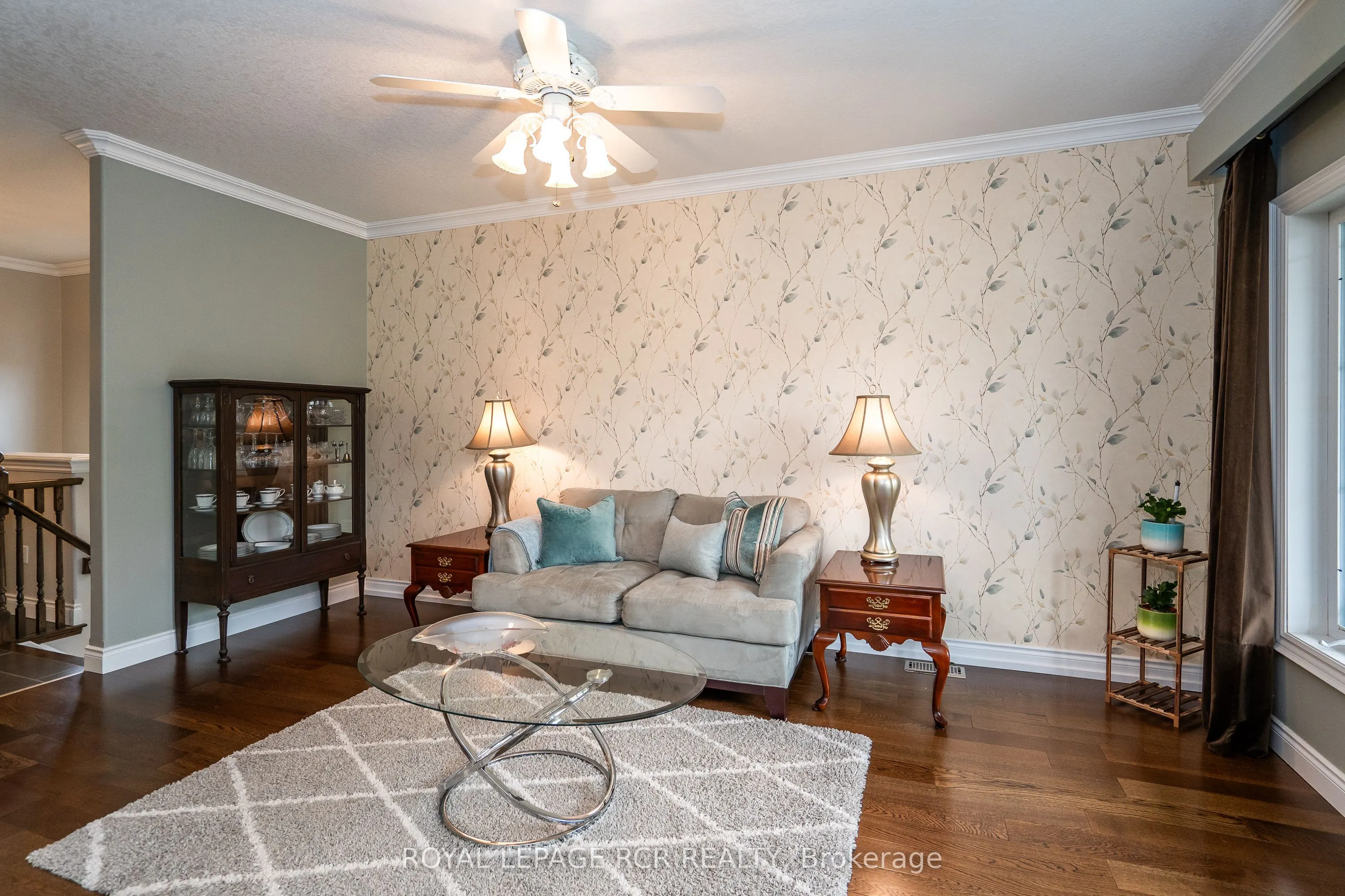 39 Dinnick Crescent