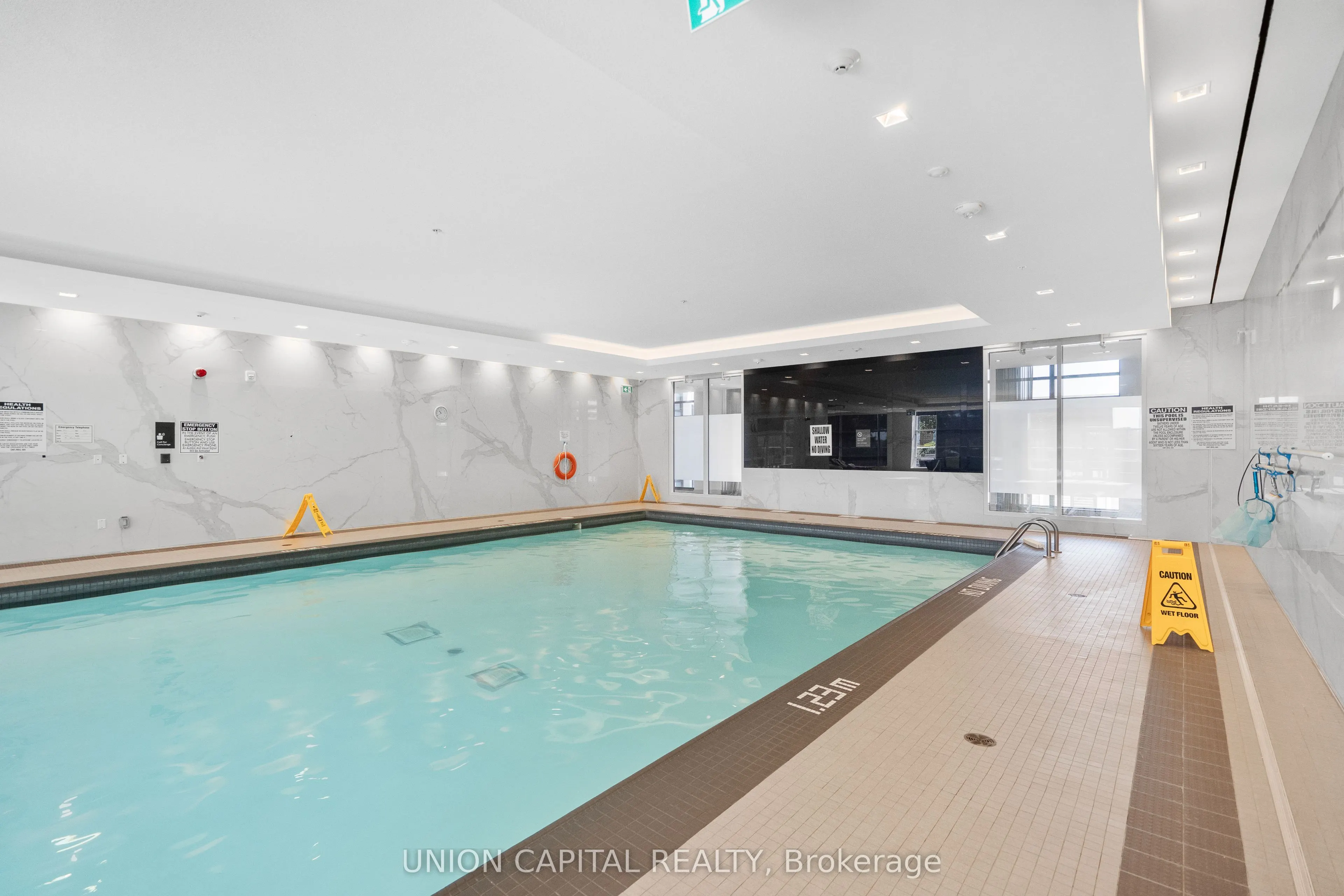 9 MABELLE Avenue, #2326
