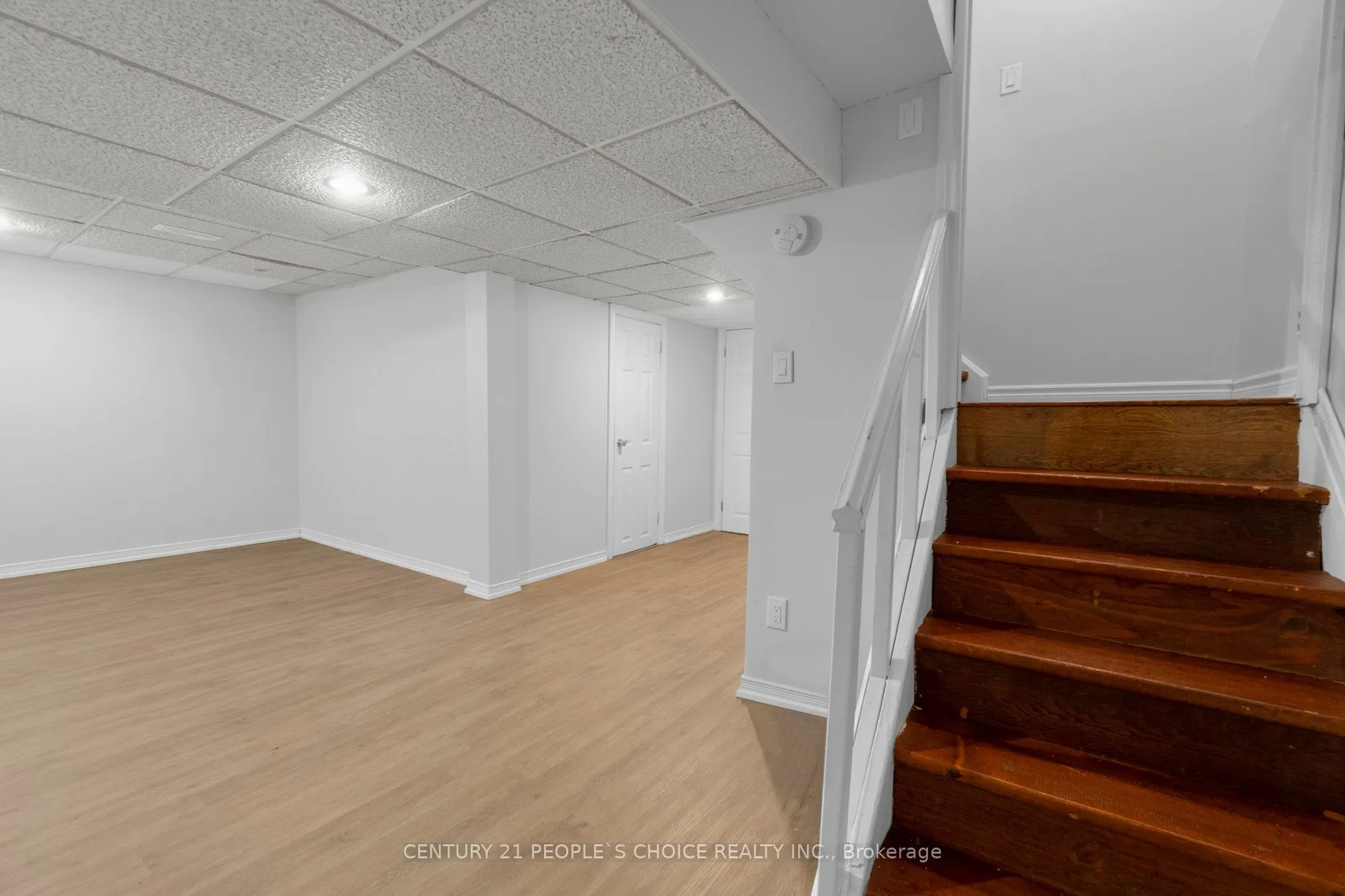 35 Ferri Crescent
