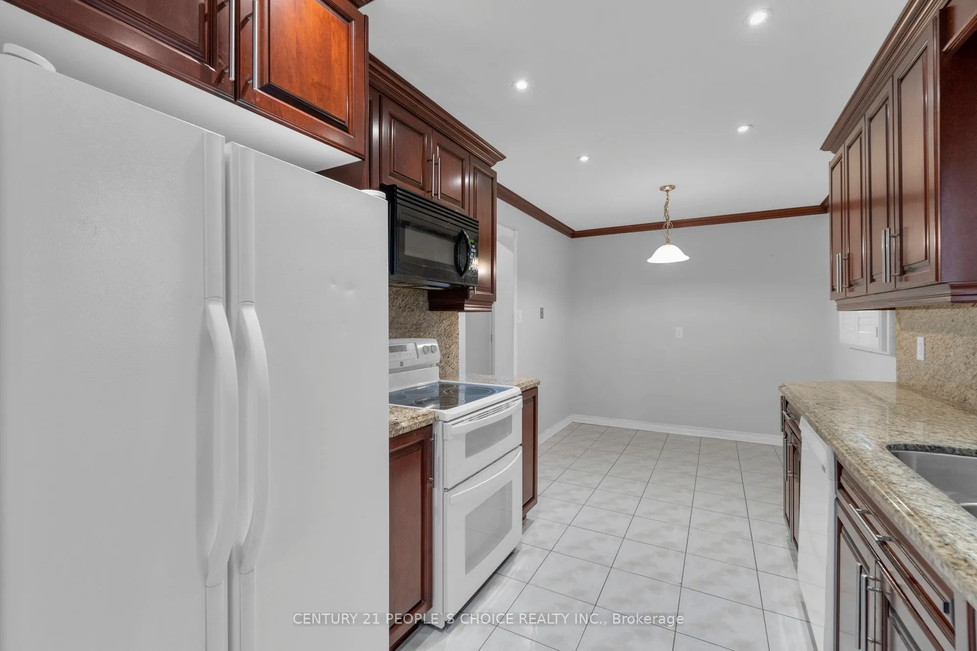 35 Ferri Crescent