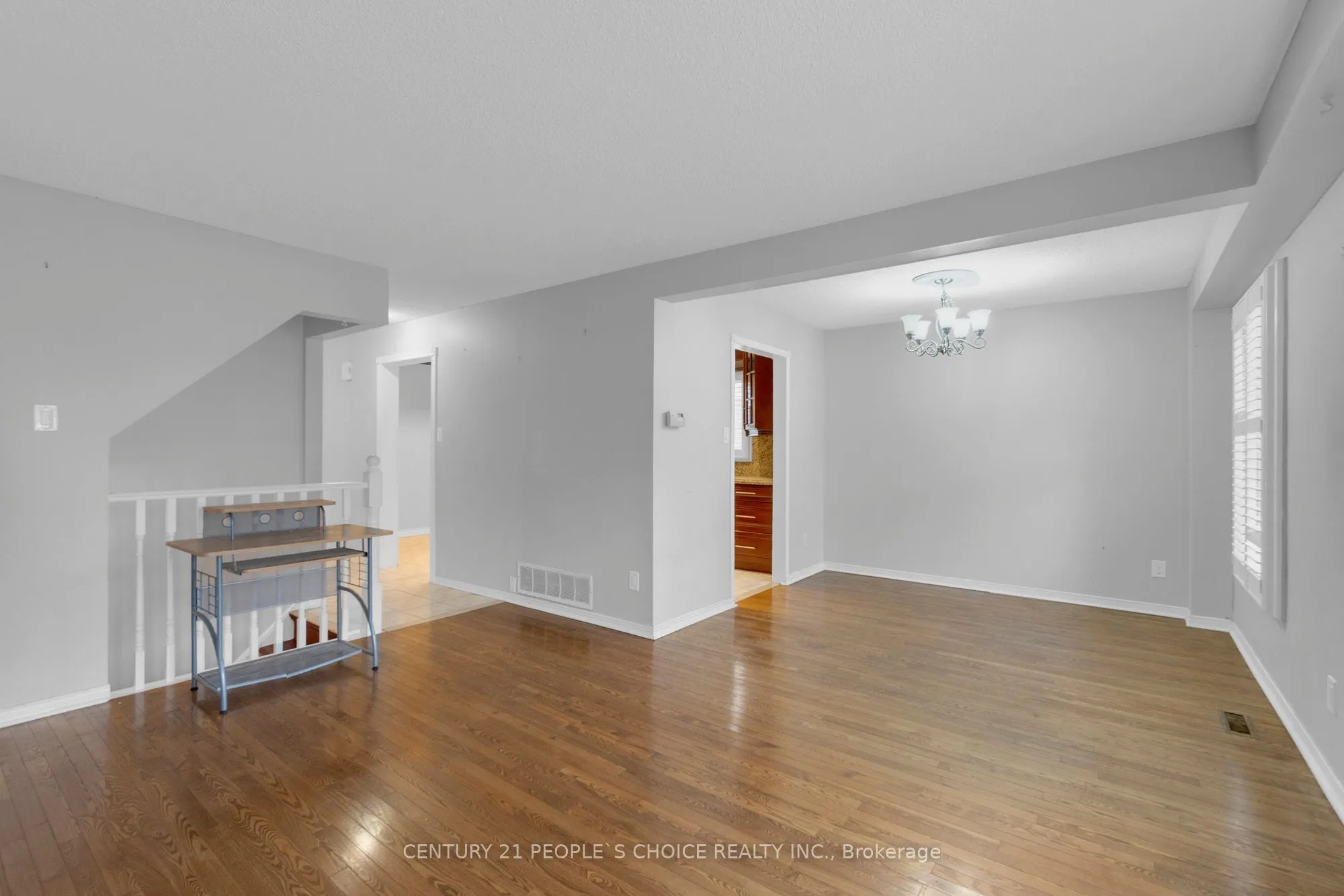 35 Ferri Crescent