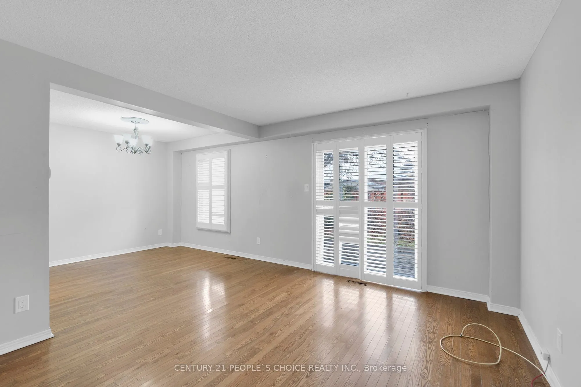 35 Ferri Crescent