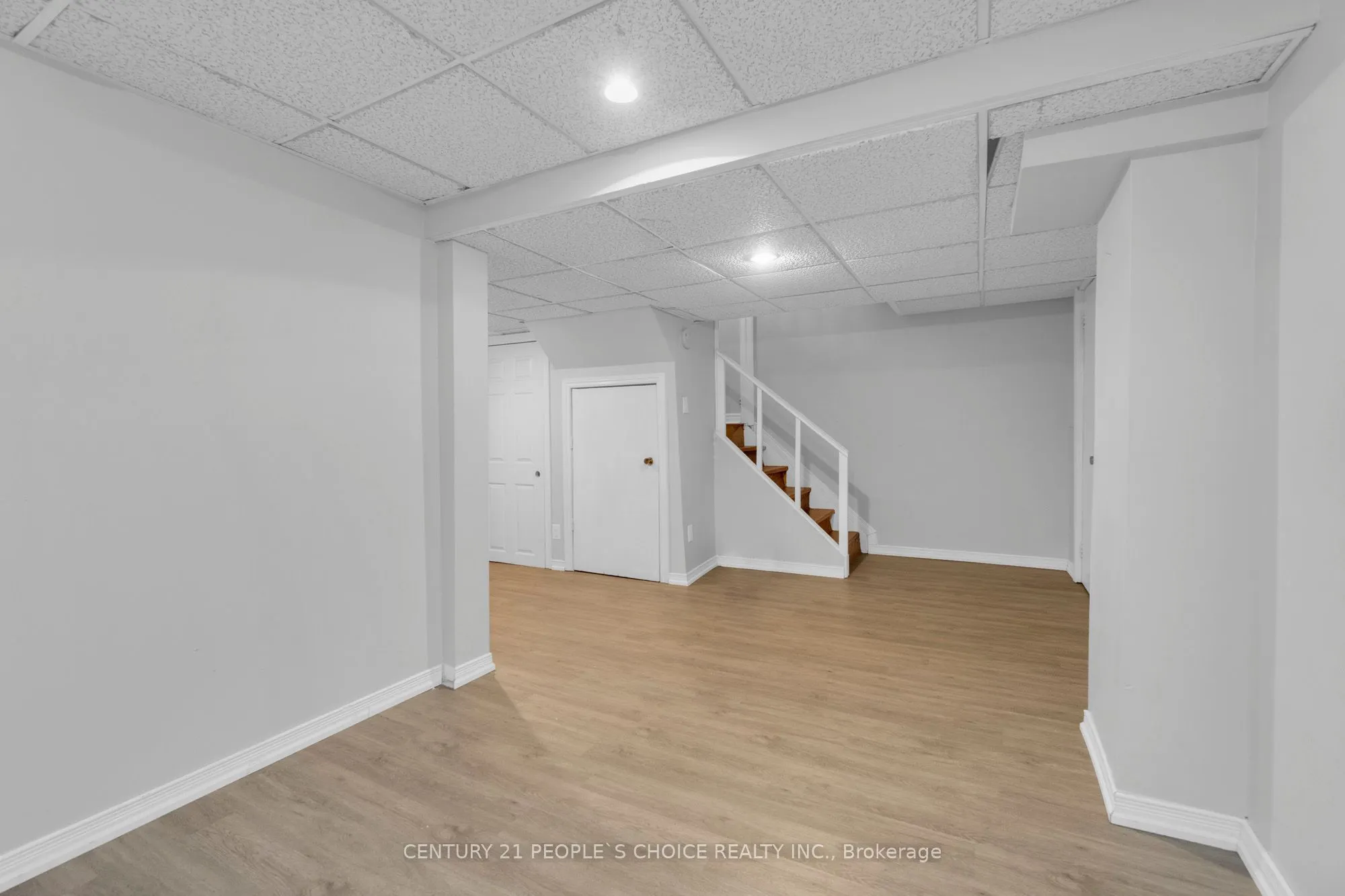 35 Ferri Crescent