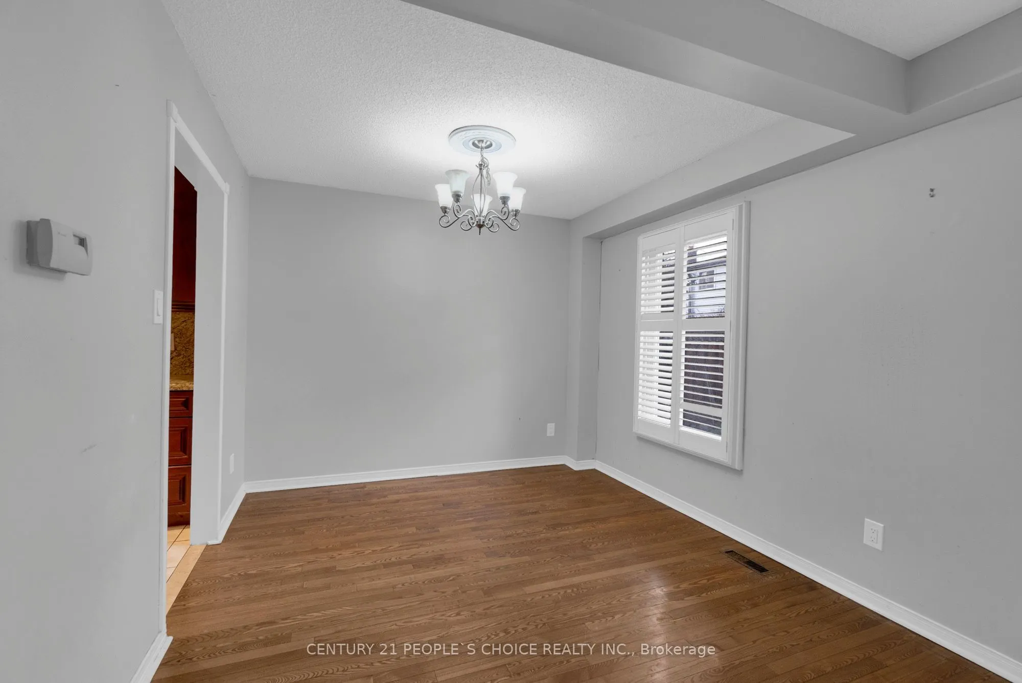 35 Ferri Crescent