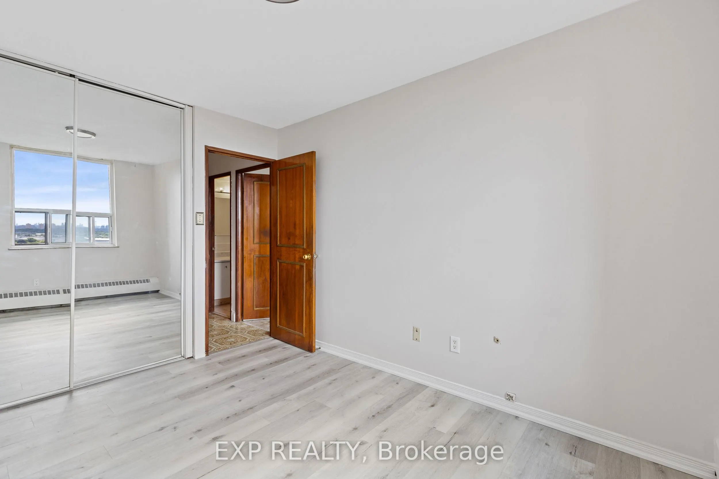 3390 Weston Road, #2006